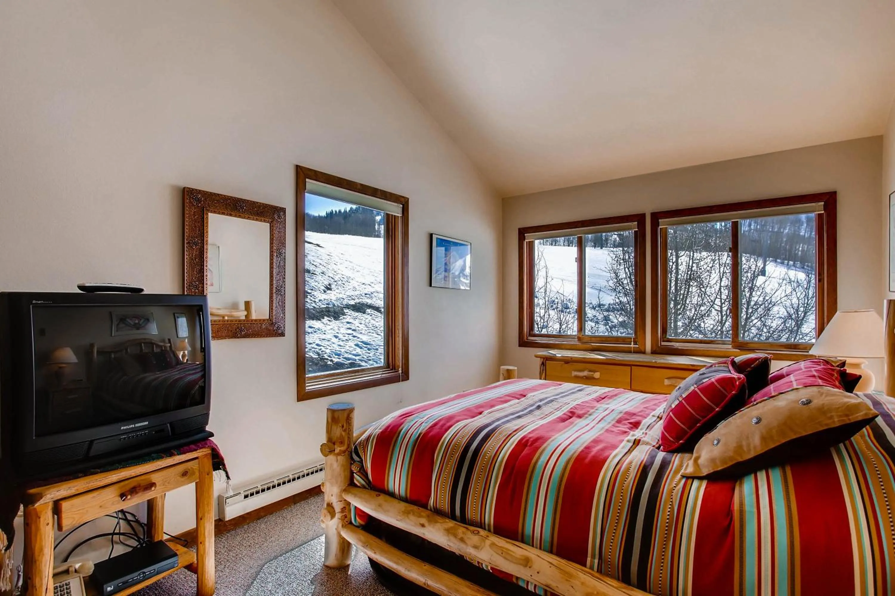 Bed in The Plaza Condominiums by Crested Butte Mountain Resort
