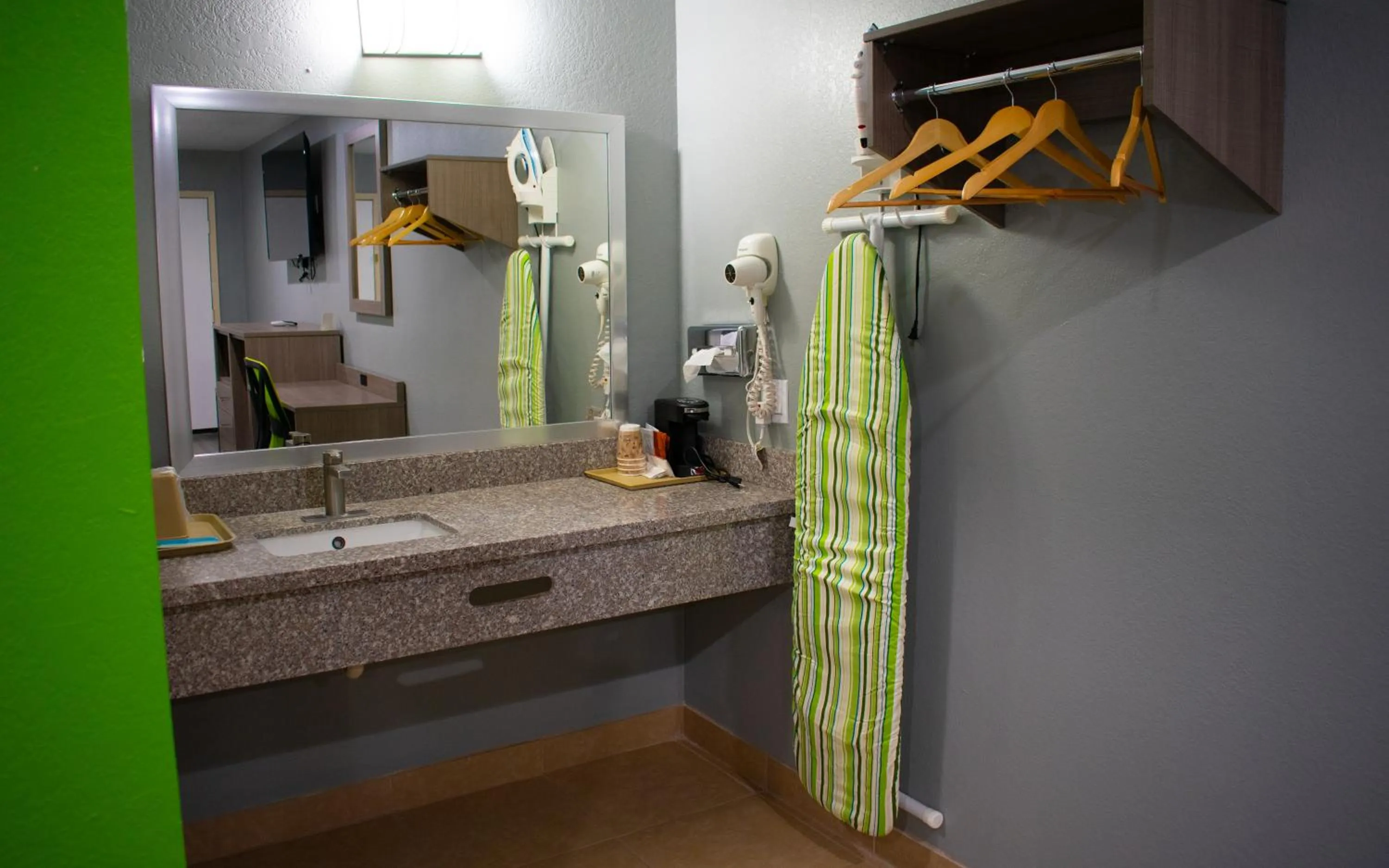 Fort Davis Inn & RV Park