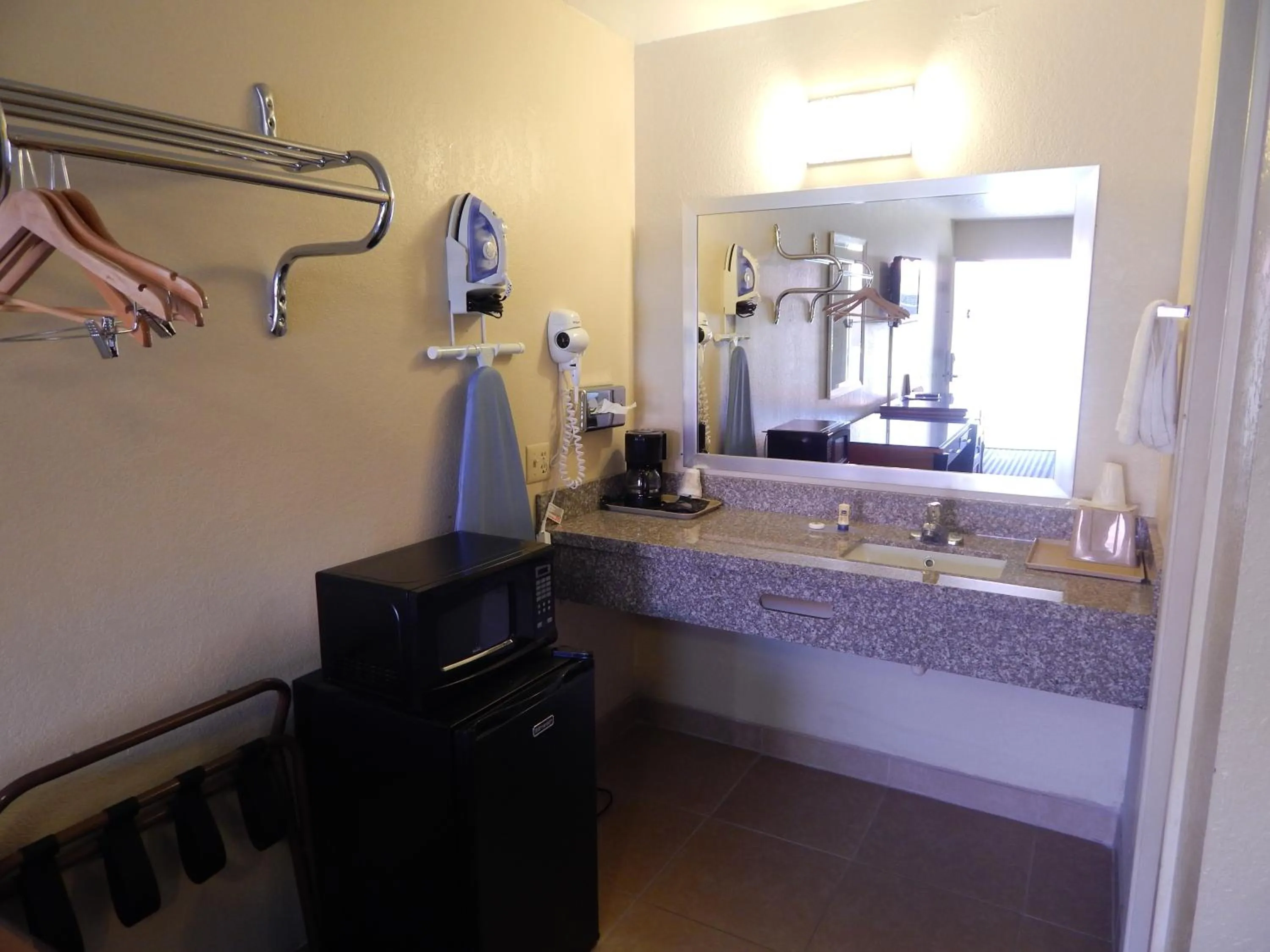 Coffee/tea facilities in Fort Davis Inn & RV Park