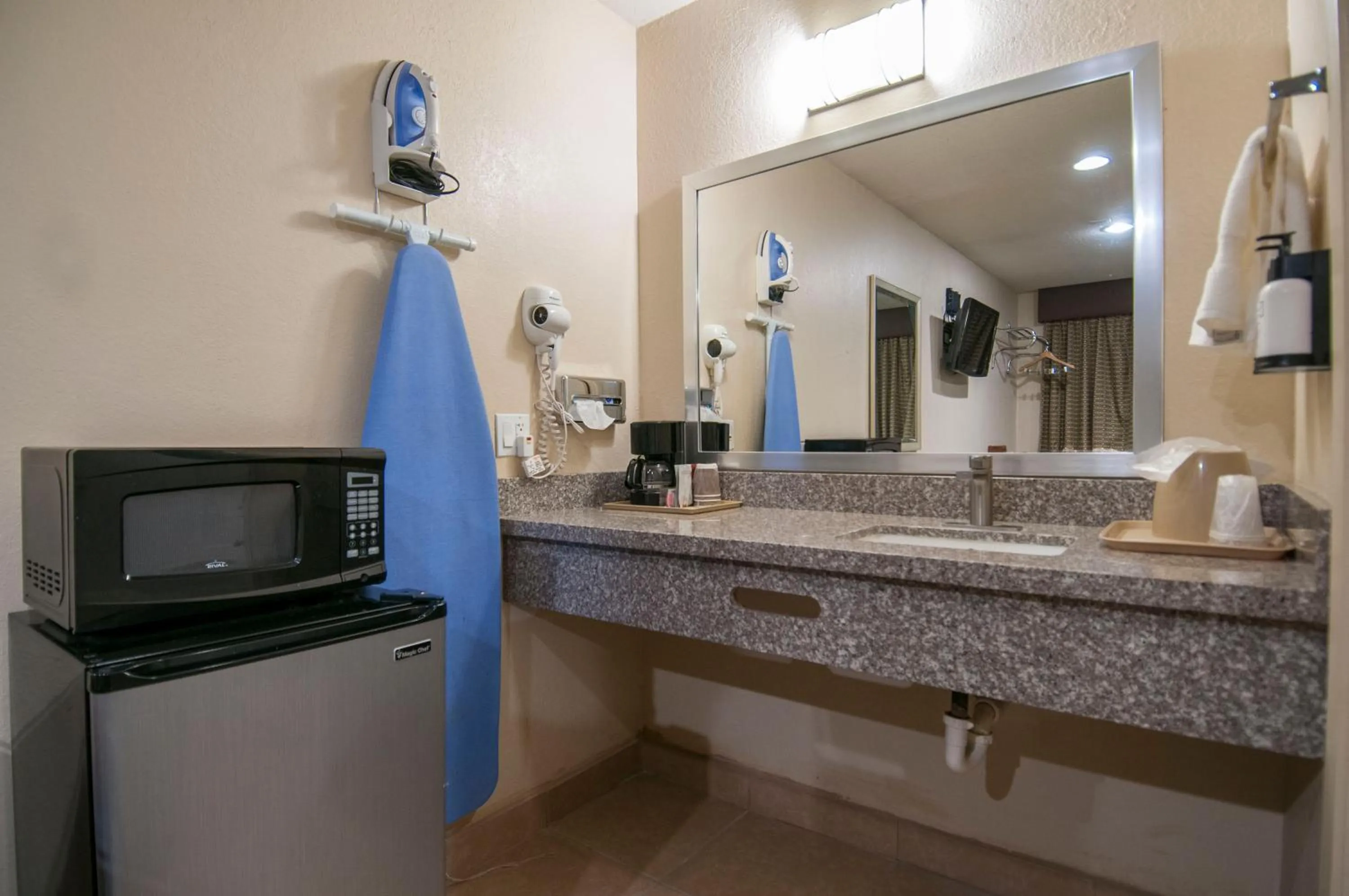 minibar in Fort Davis Inn & RV Park