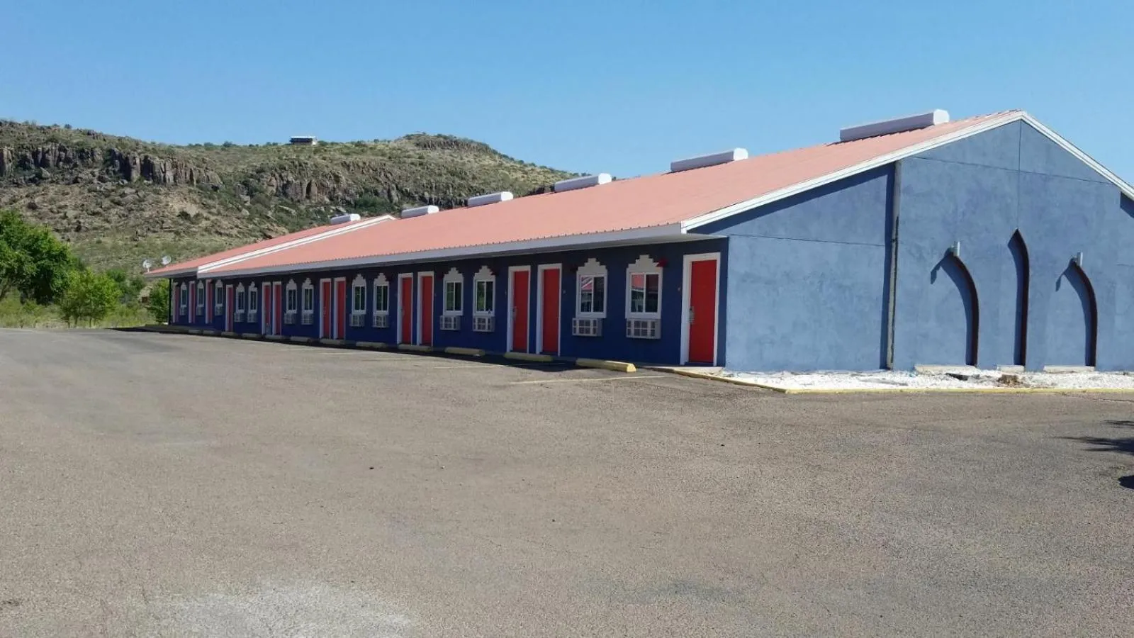 Fort Davis Inn & RV Park