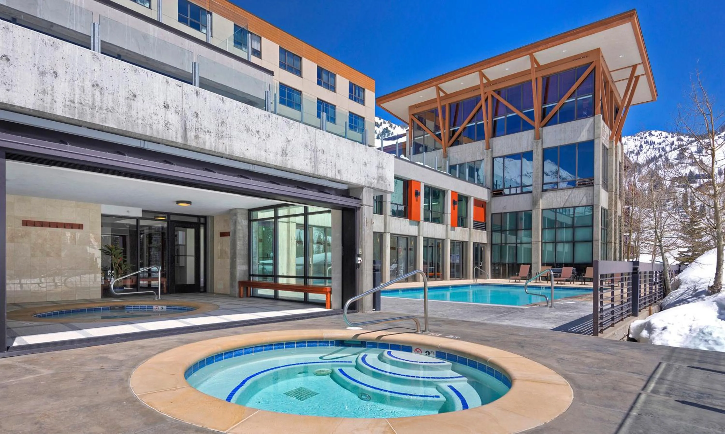 Swimming pool in Alta's Rustler Lodge