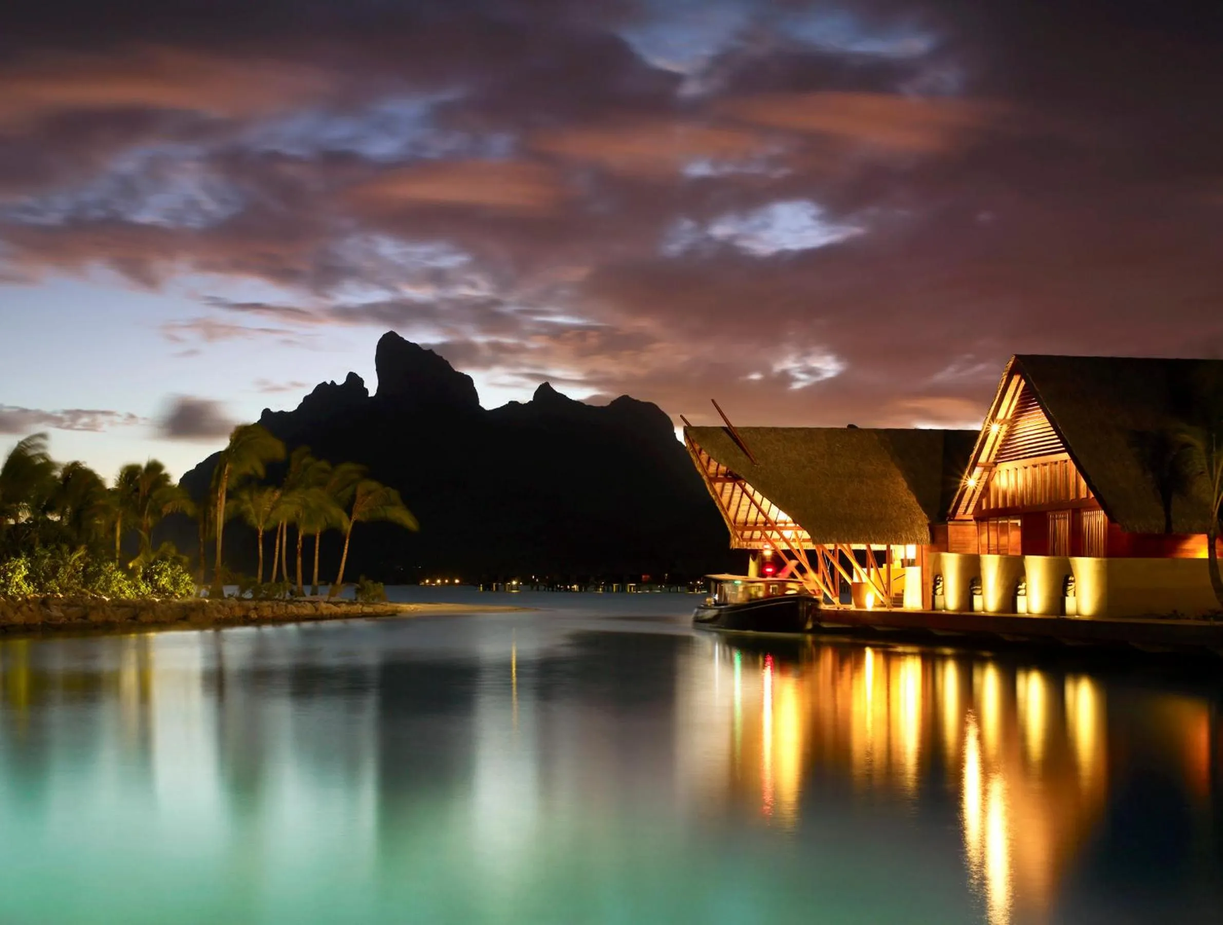 Facade/entrance in Four Seasons Resort Bora Bora