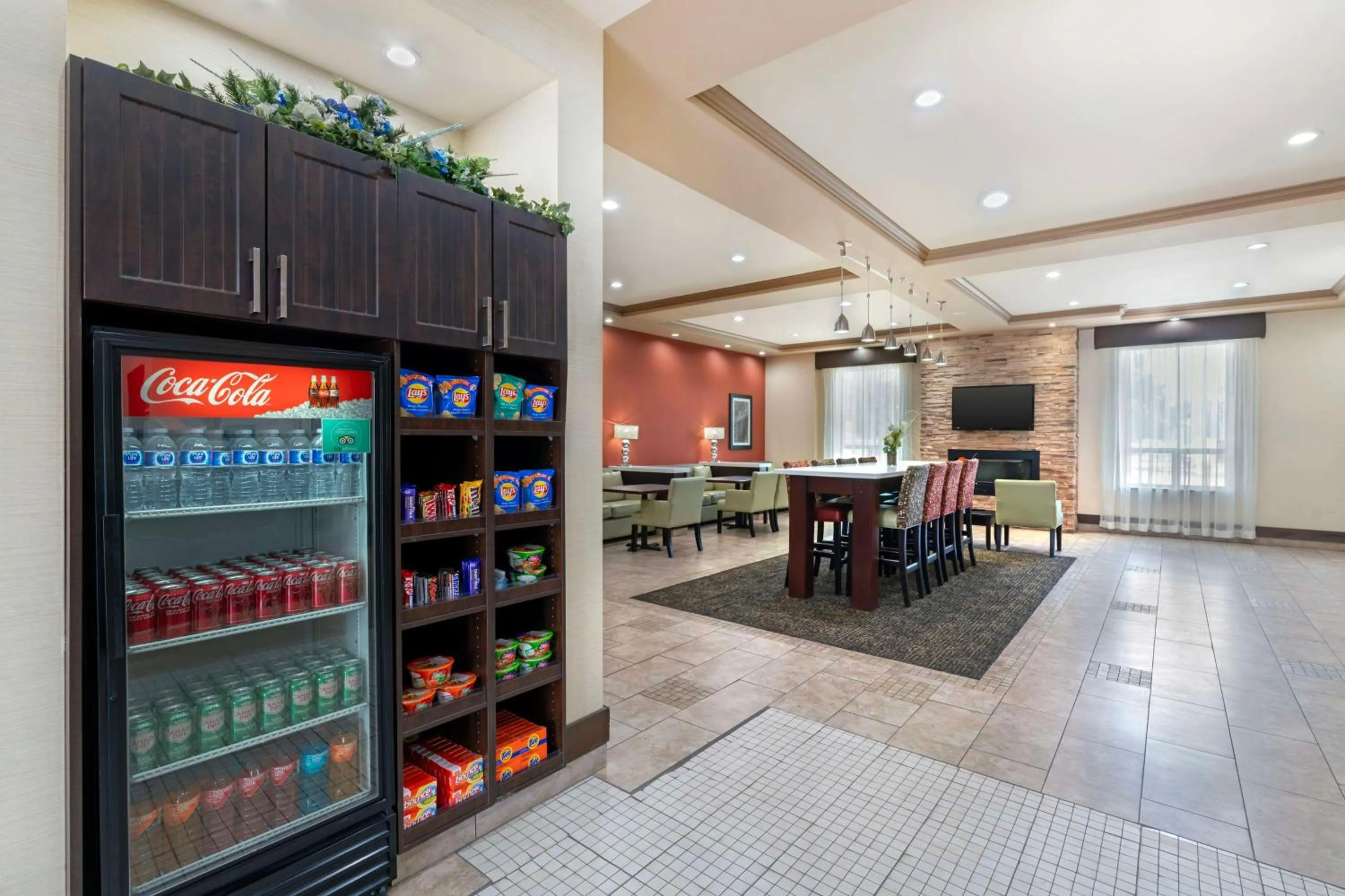 Lobby or reception in Best Western Pacific Inn