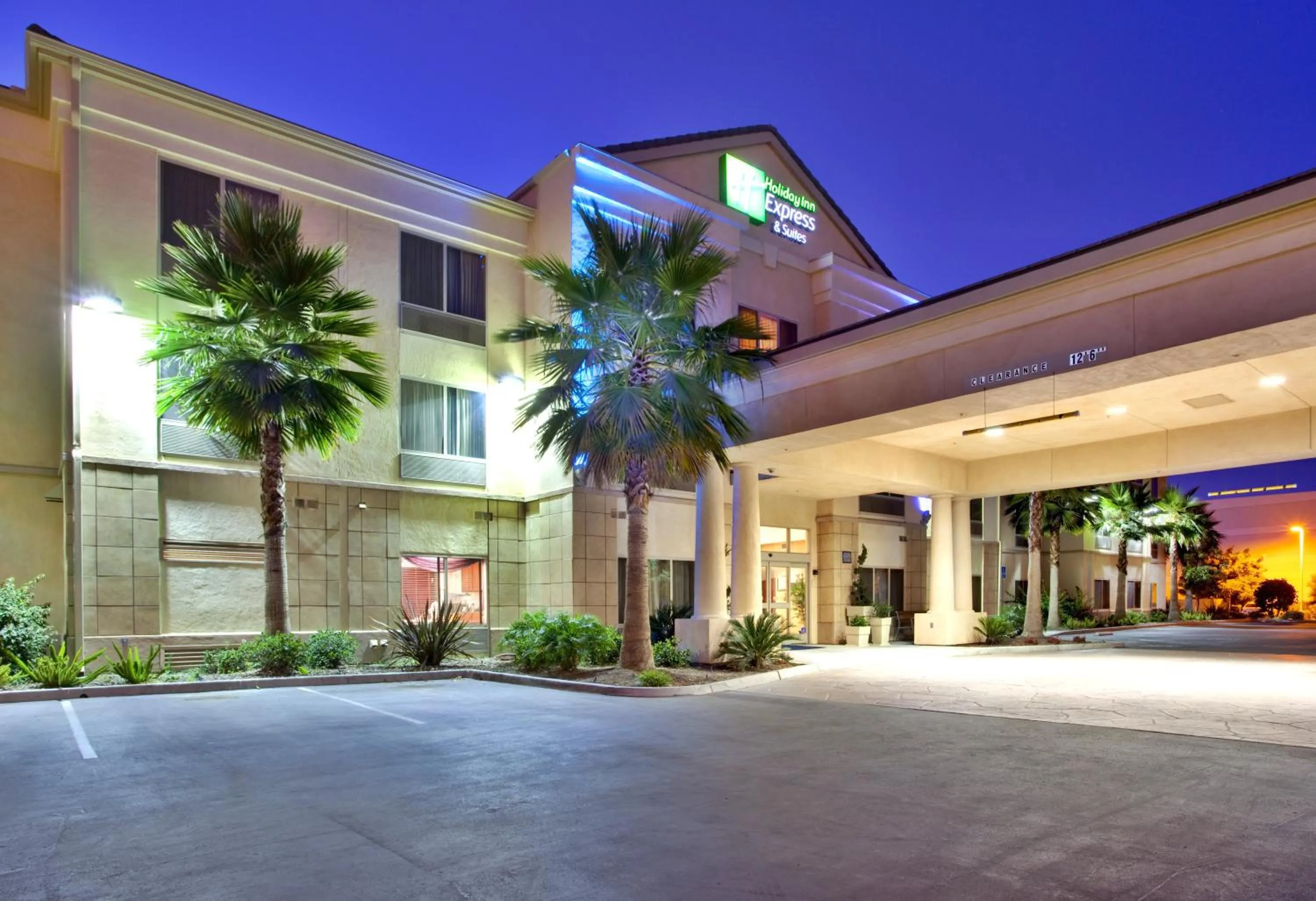 Property Building in Holiday Inn Express & Suites San Diego Otay Mesa, an IHG Hotel