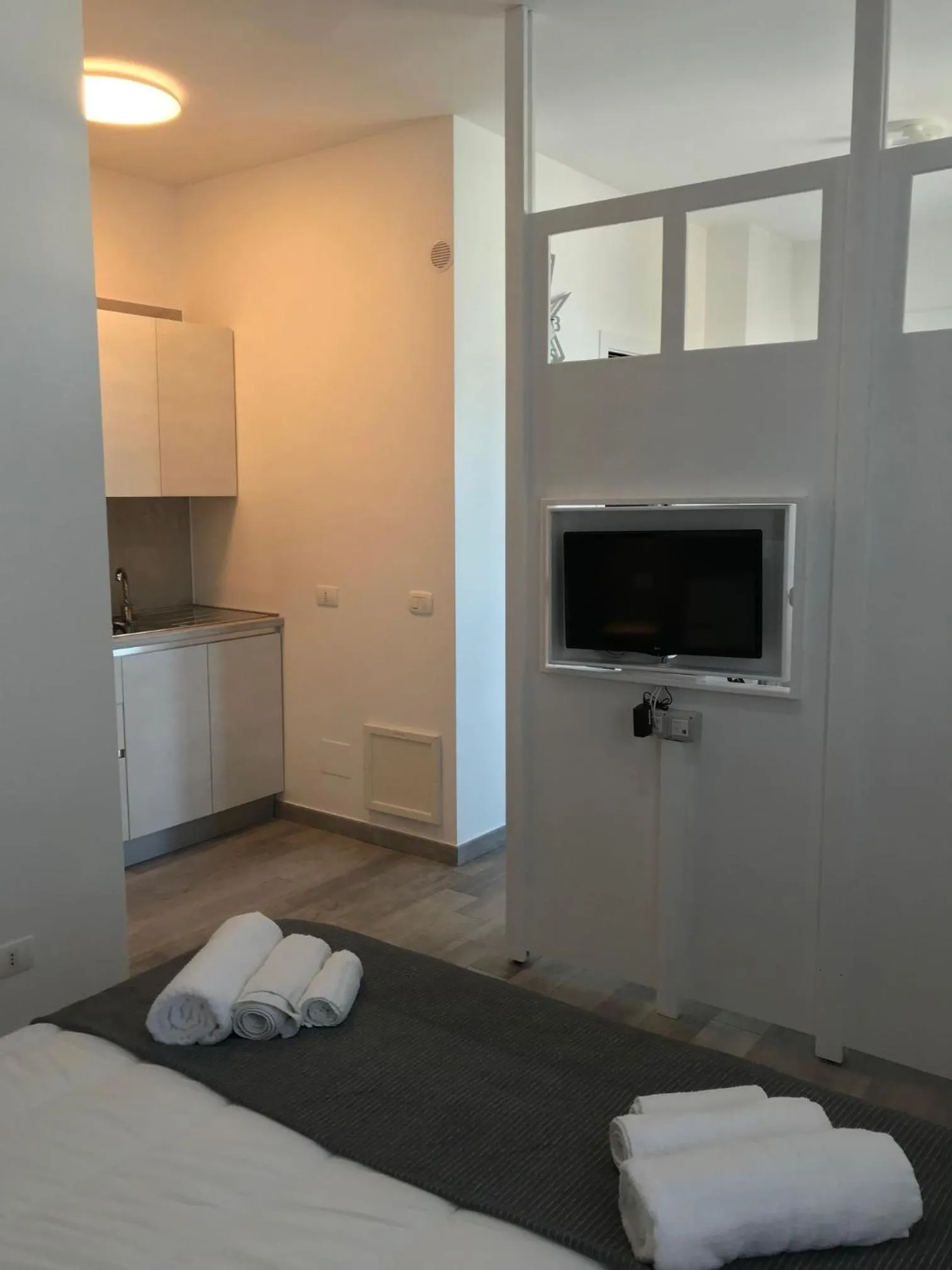 Kitchen or kitchenette, Bed in Andrea Case Vacanze L'Ancora