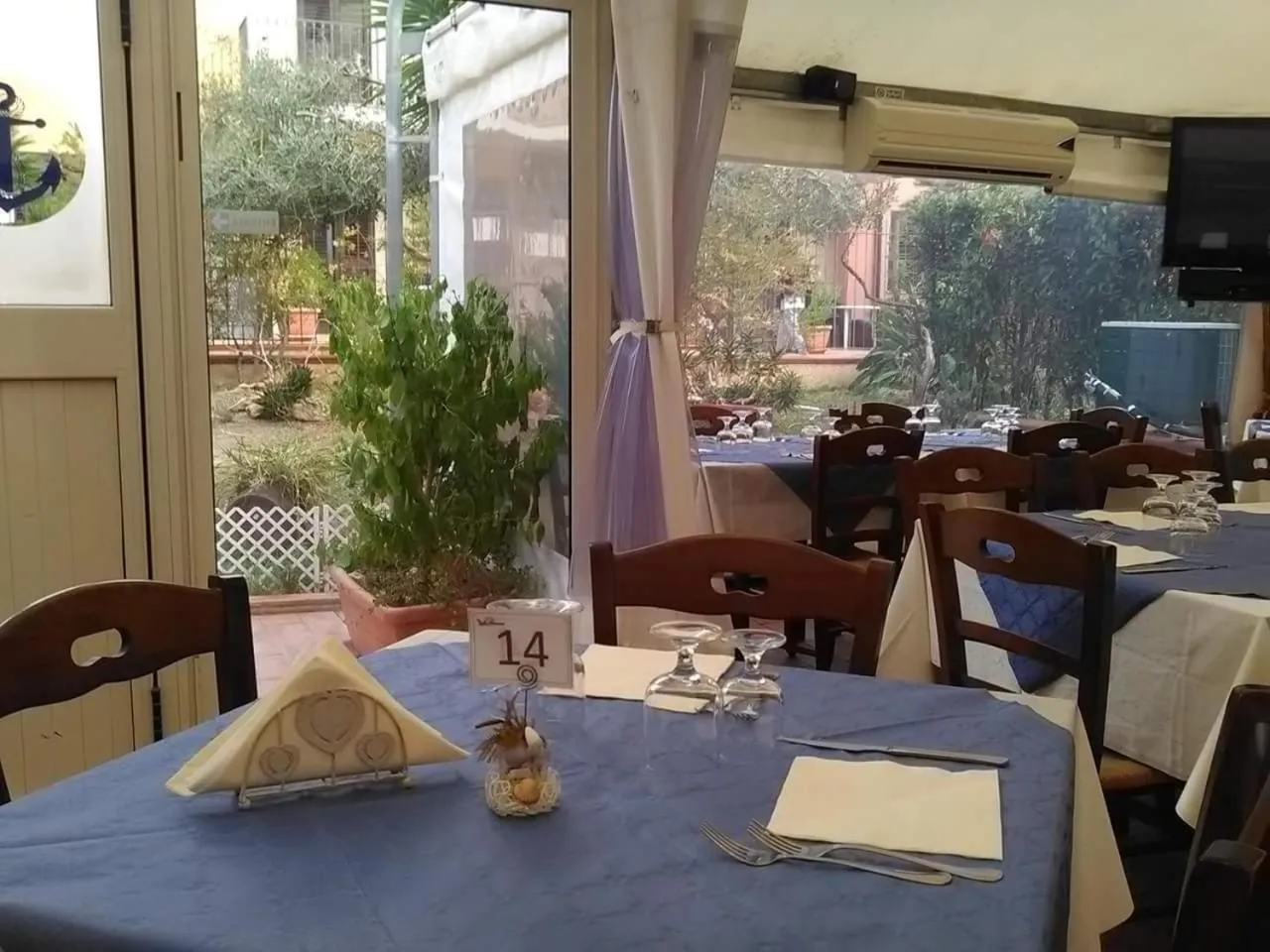 Restaurant/places to eat in Andrea Case Vacanze L'Ancora