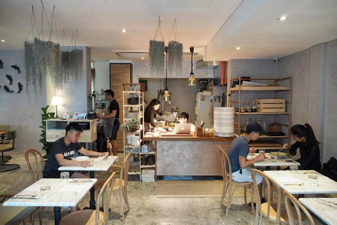 Restaurant/places to eat in Hotel Clover 769 North Bridge Road