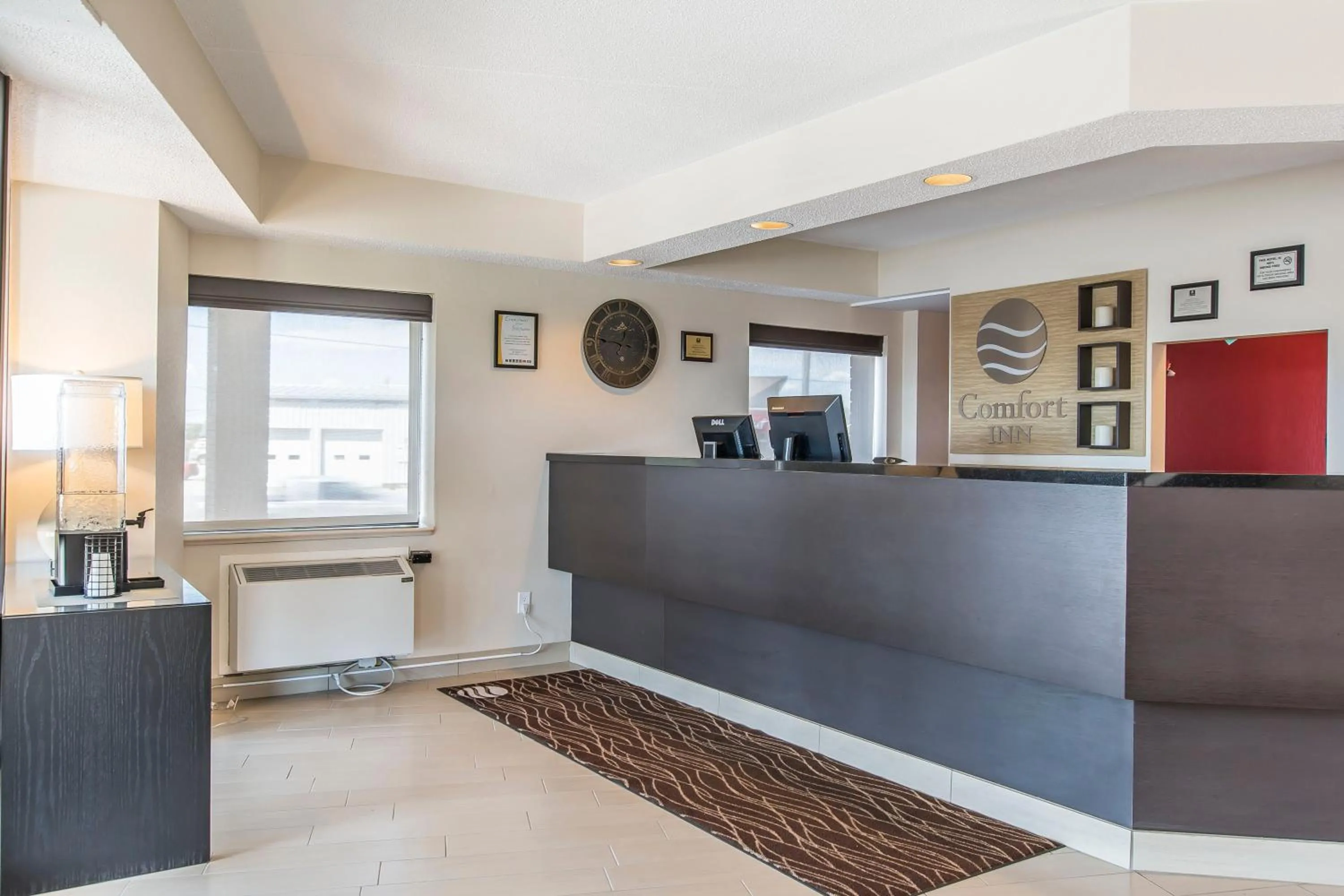 Lobby or reception in Comfort Inn South