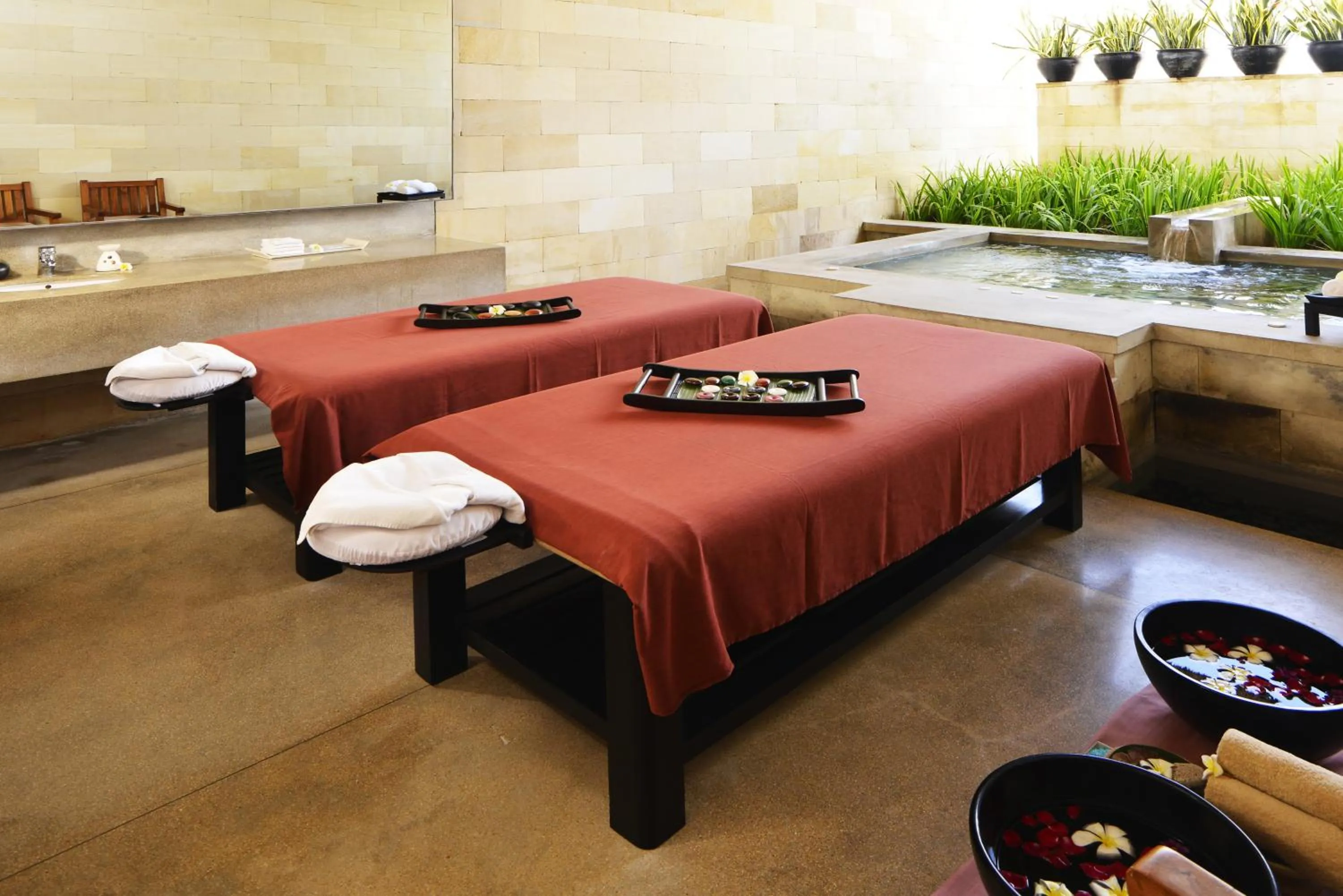 Massage, Bed in The Bale Nusa Dua by LifestyleRetreats