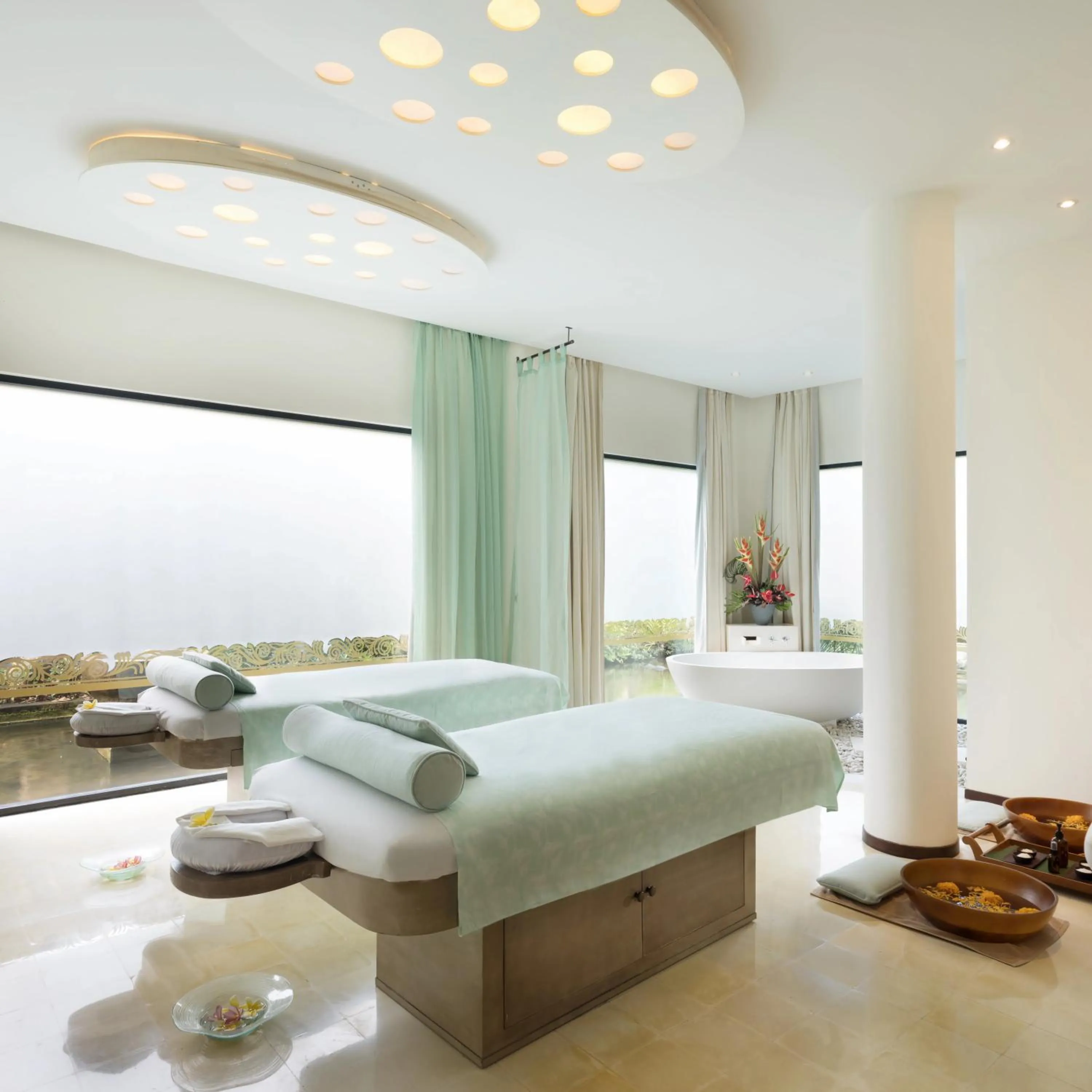 Spa and wellness centre/facilities, Bed in Padma Resort Legian