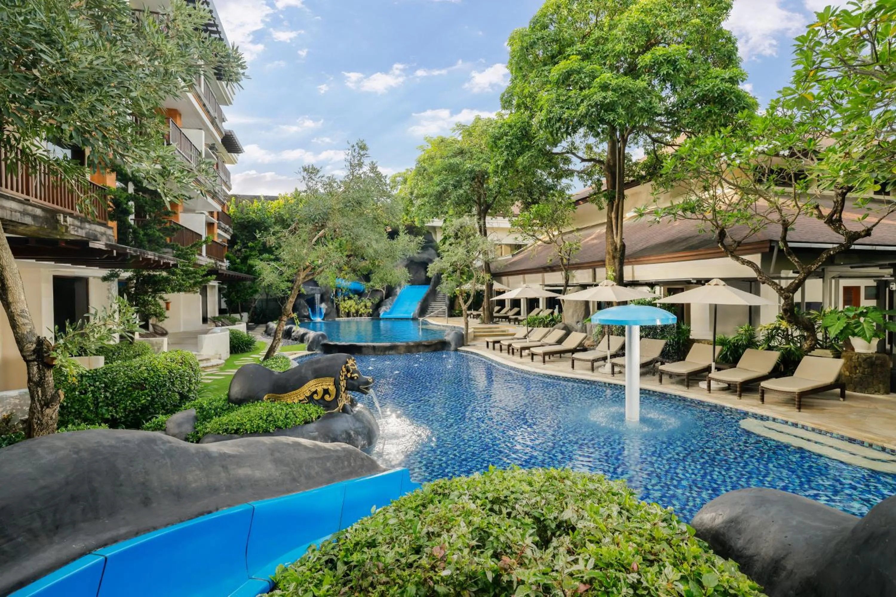 Swimming pool in Padma Resort Legian