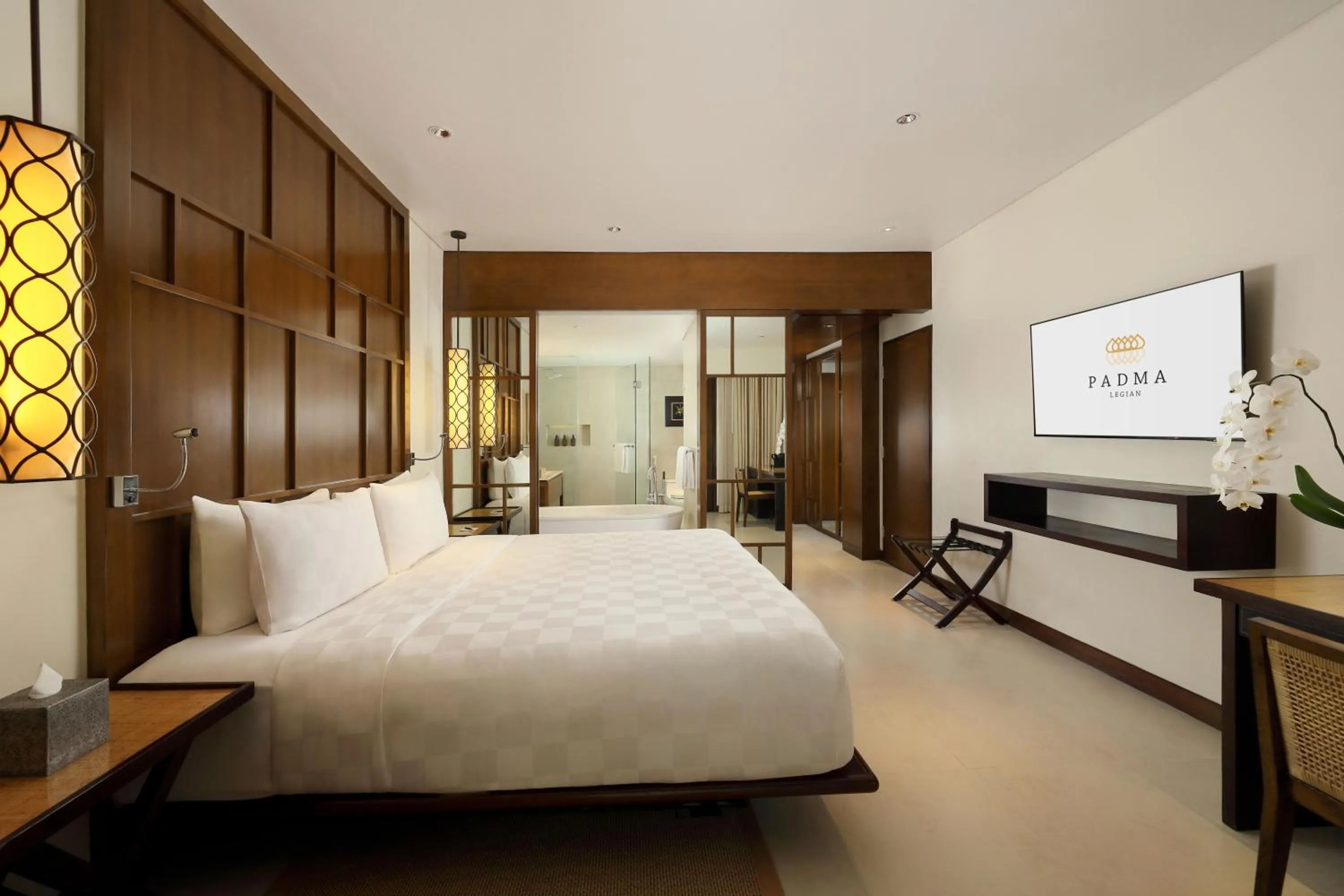 Bed in Padma Resort Legian