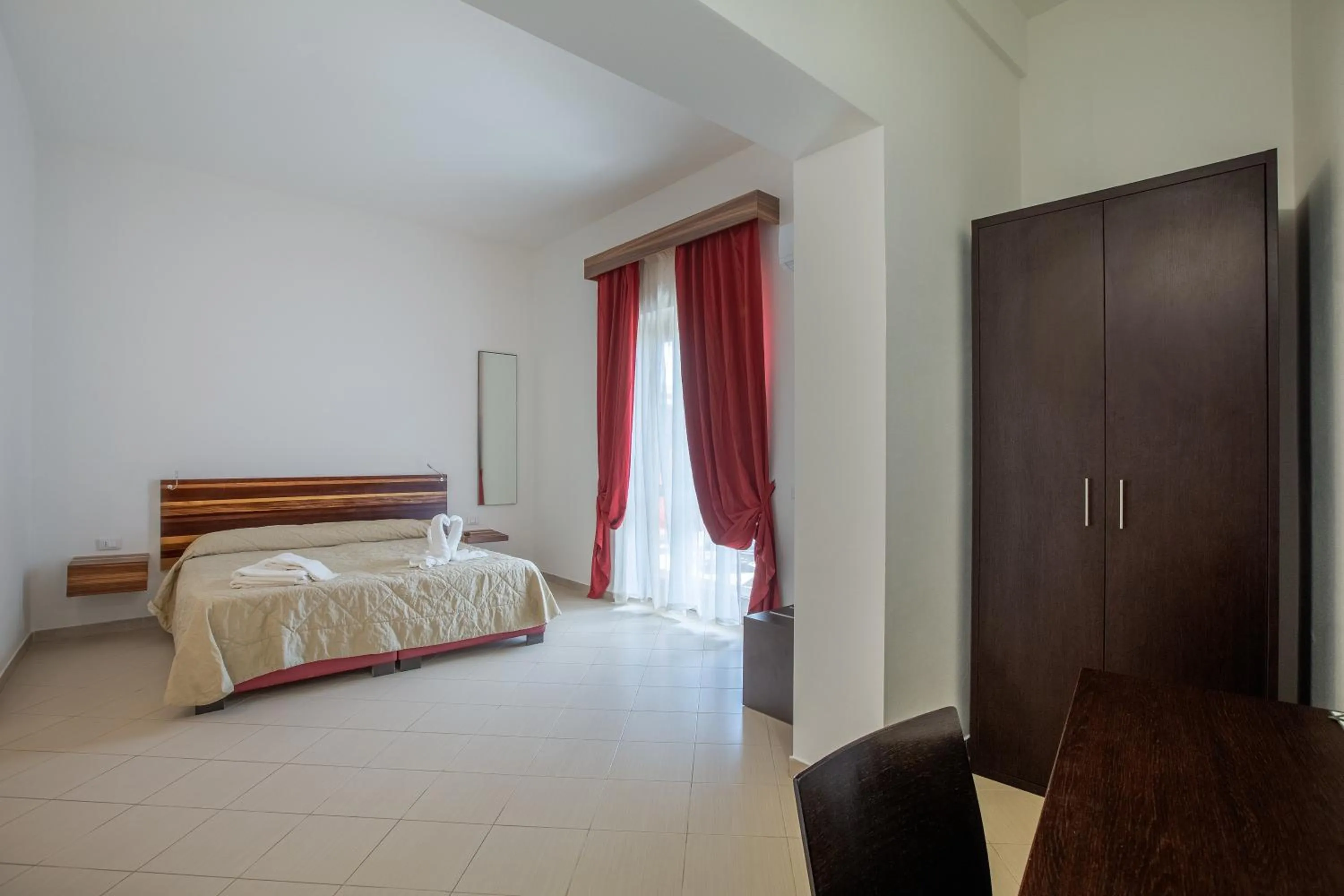 Bedroom, Bed in diVino Hotel