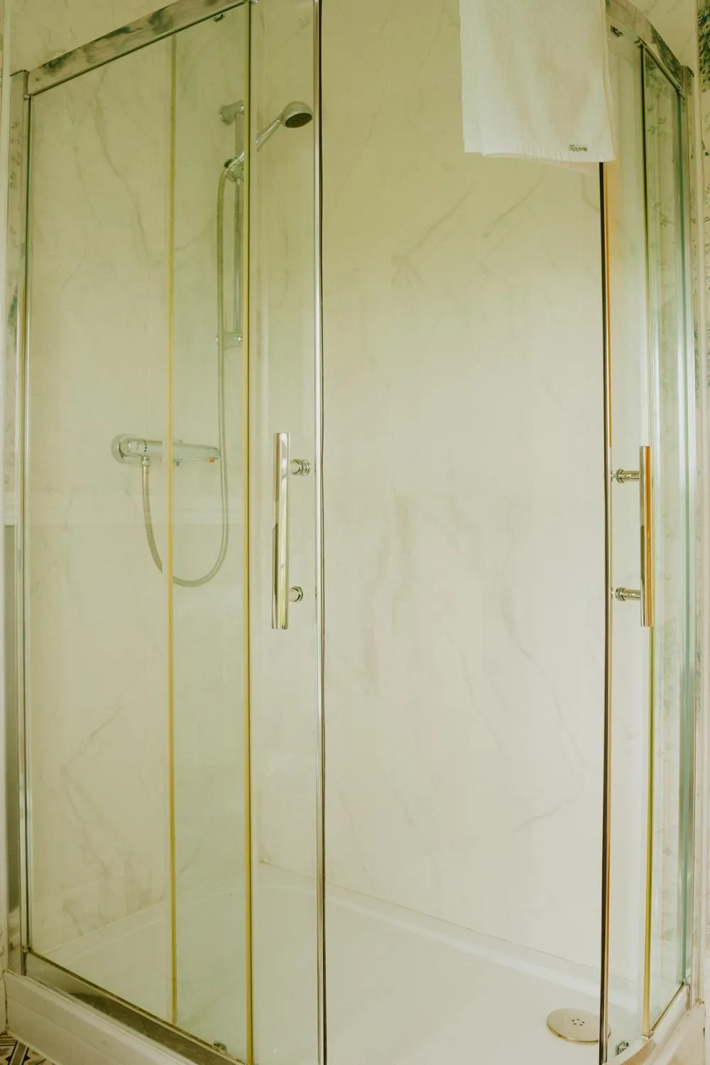 Abbeyview House B&B and Glamping