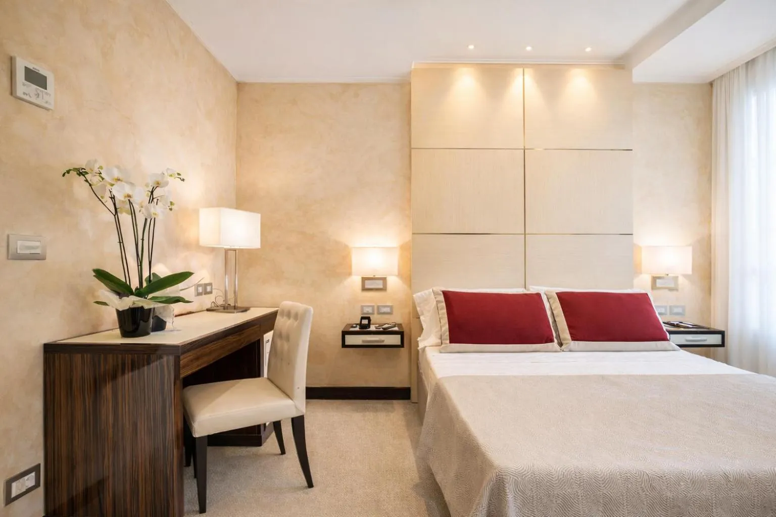 Bedroom, Bed in Maison Candia Luxury House