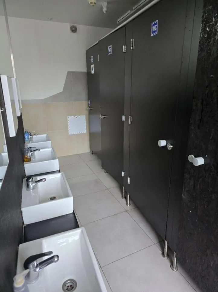 Bathroom in Jasna Hostelik self check-in