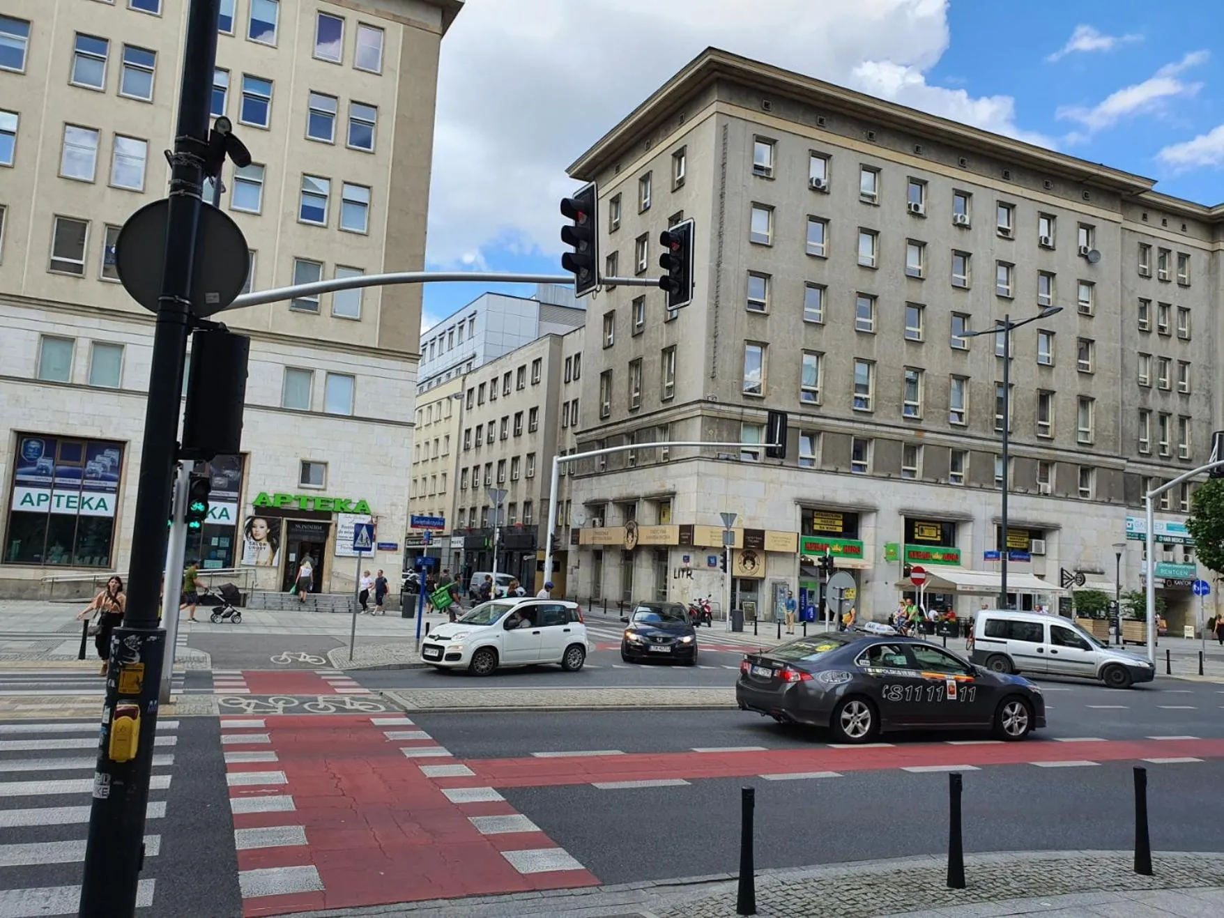 Property building in Jasna Hostelik self check-in
