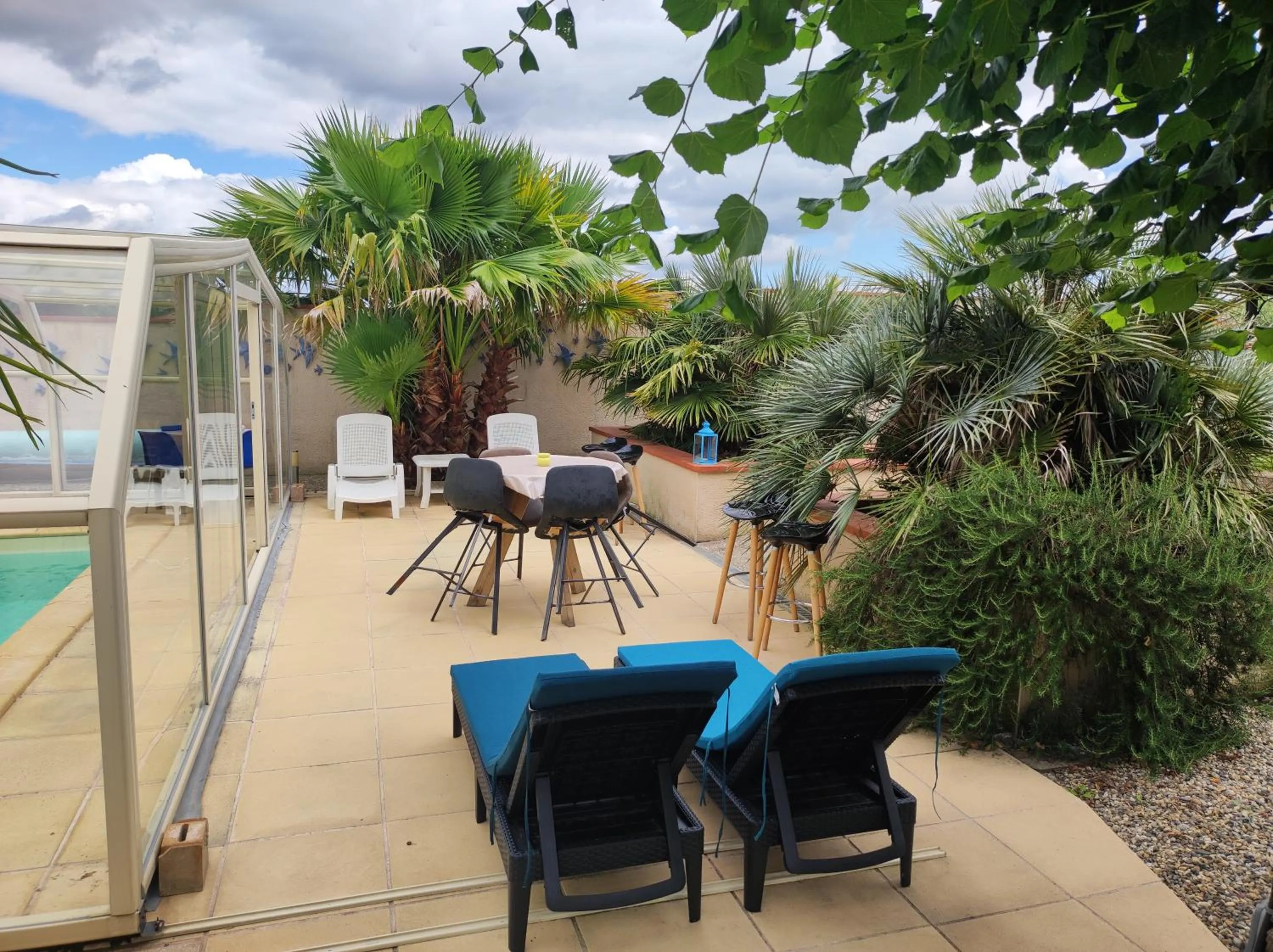 Balcony/Terrace in Douce France 82