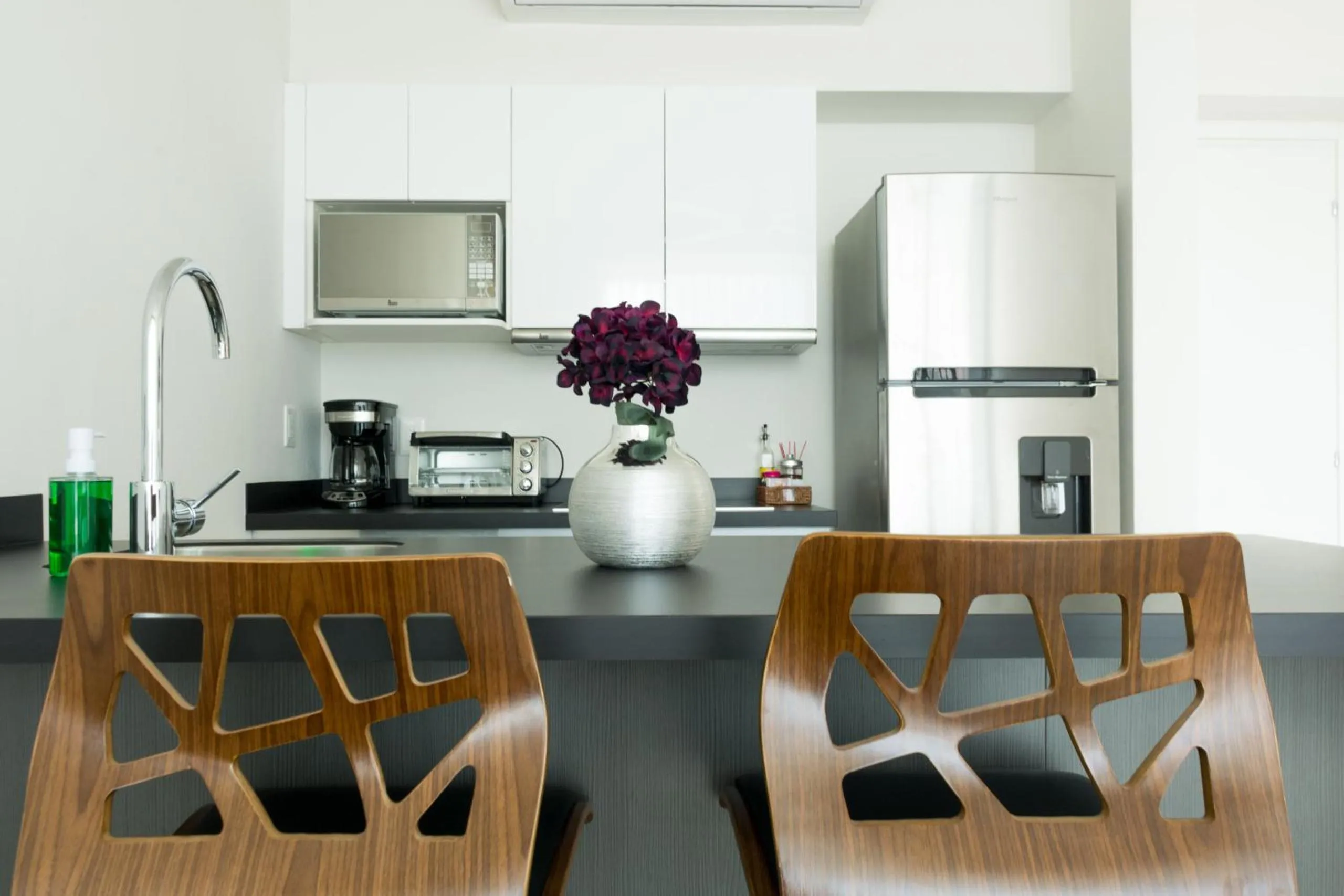 Kitchen or kitchenette in Tropic Playa Apartments