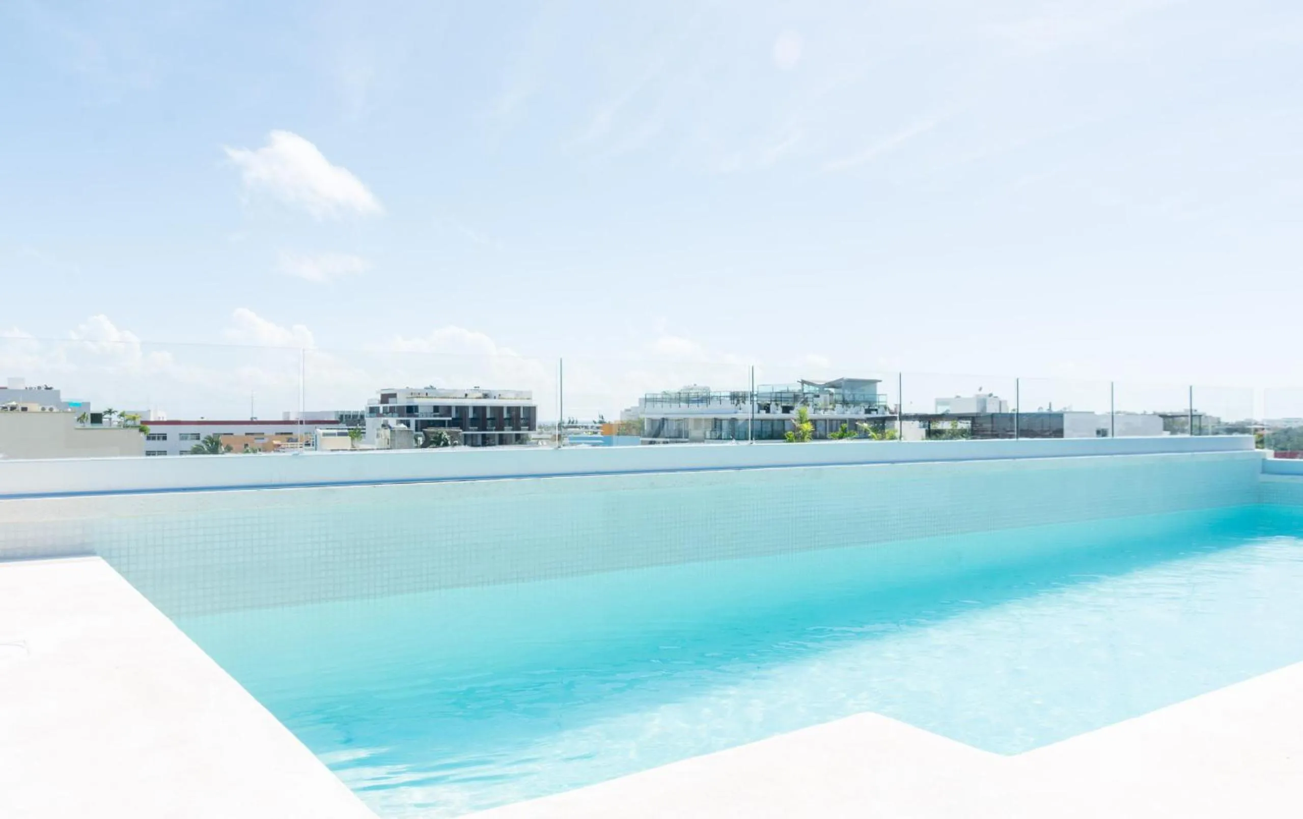 Swimming pool in Tropic Playa Apartments