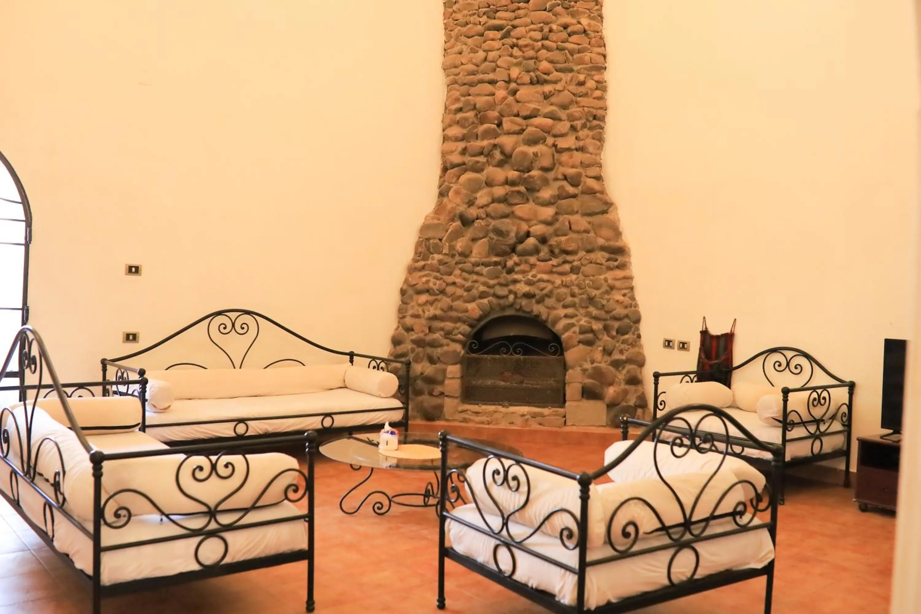 Living room, Bed in Nubian Holiday House Aswan