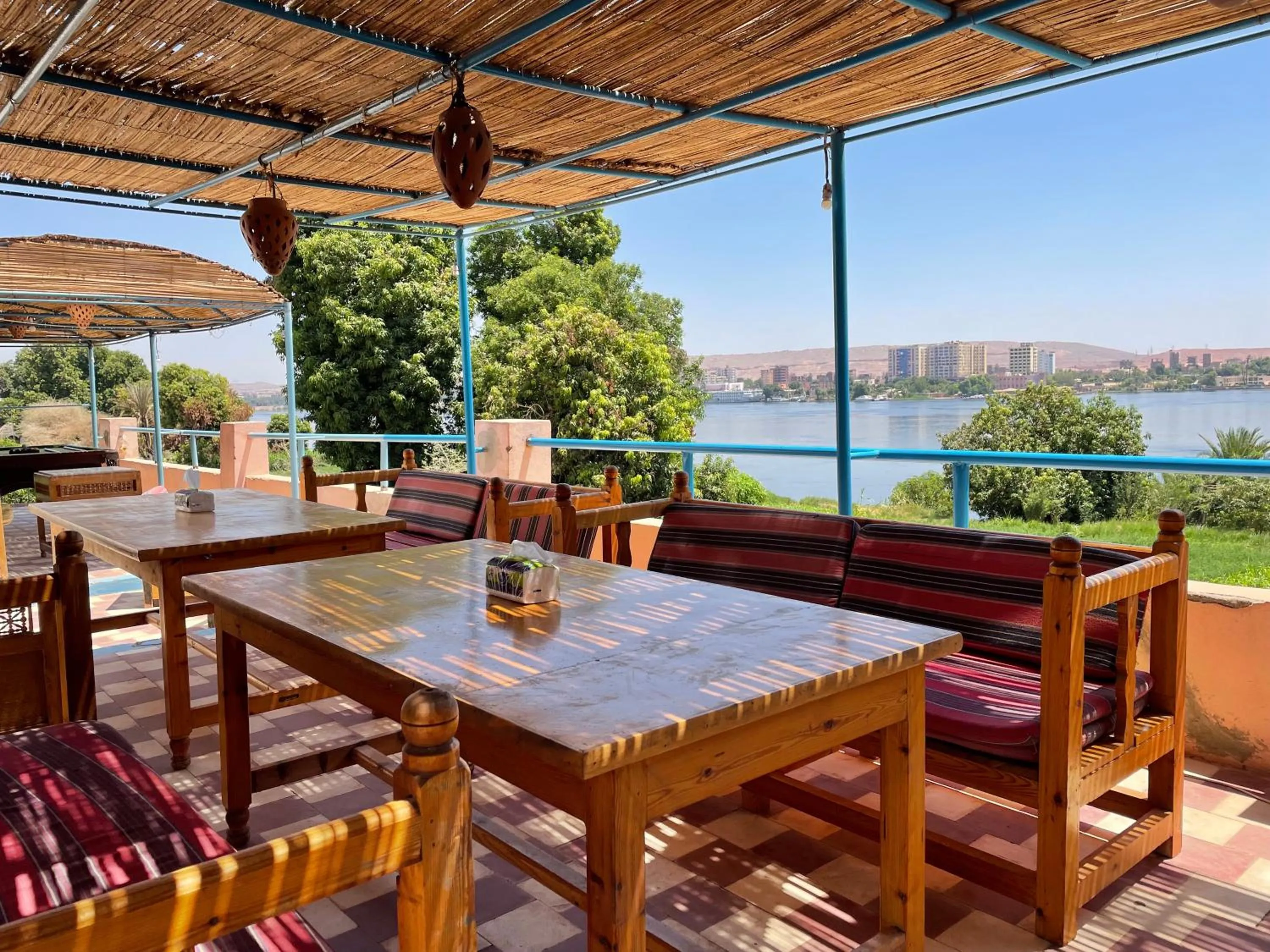 Restaurant/places to eat in Nubian Holiday House Aswan