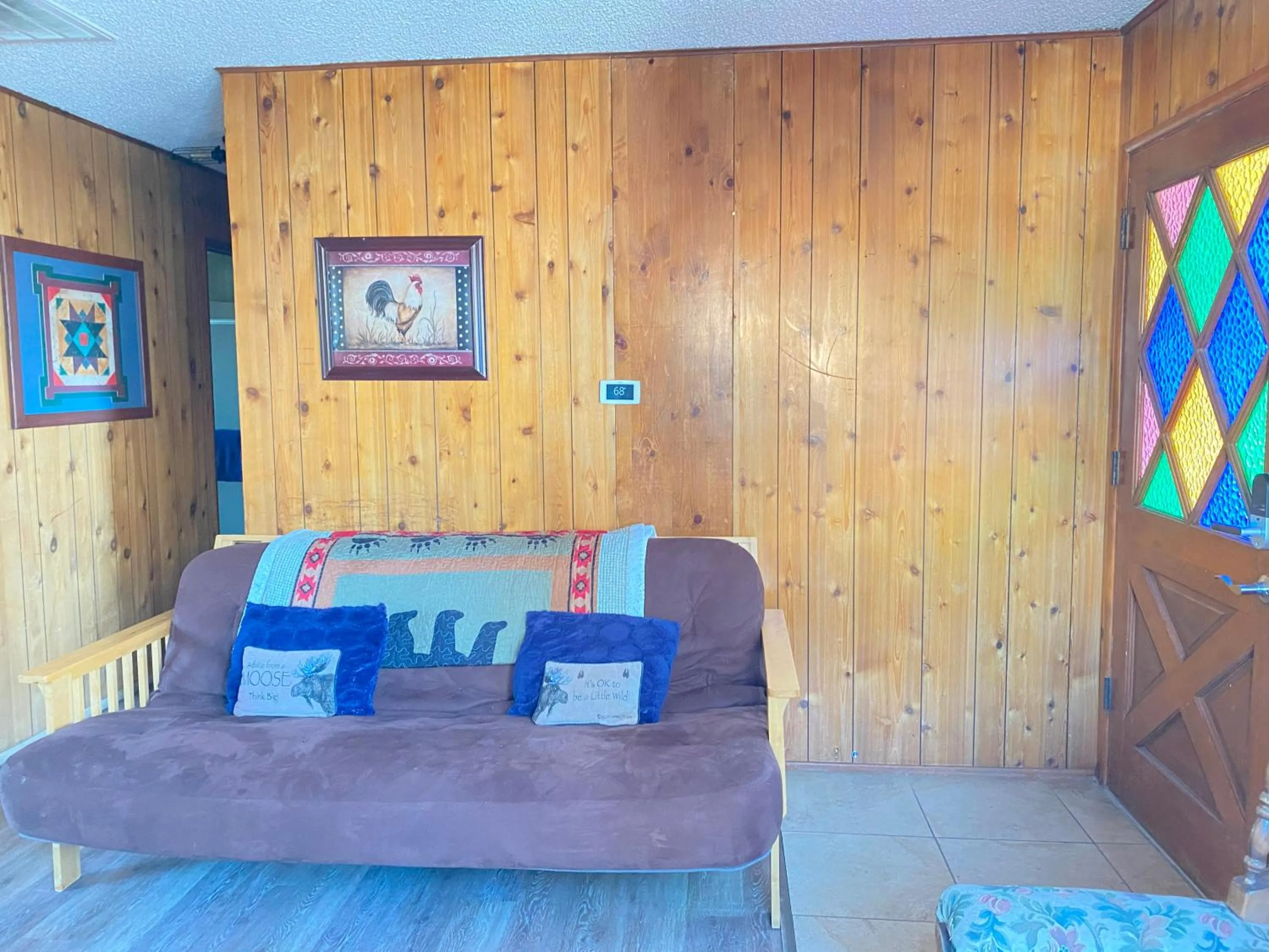 Living room, Bed in Blue Horizon Lodge