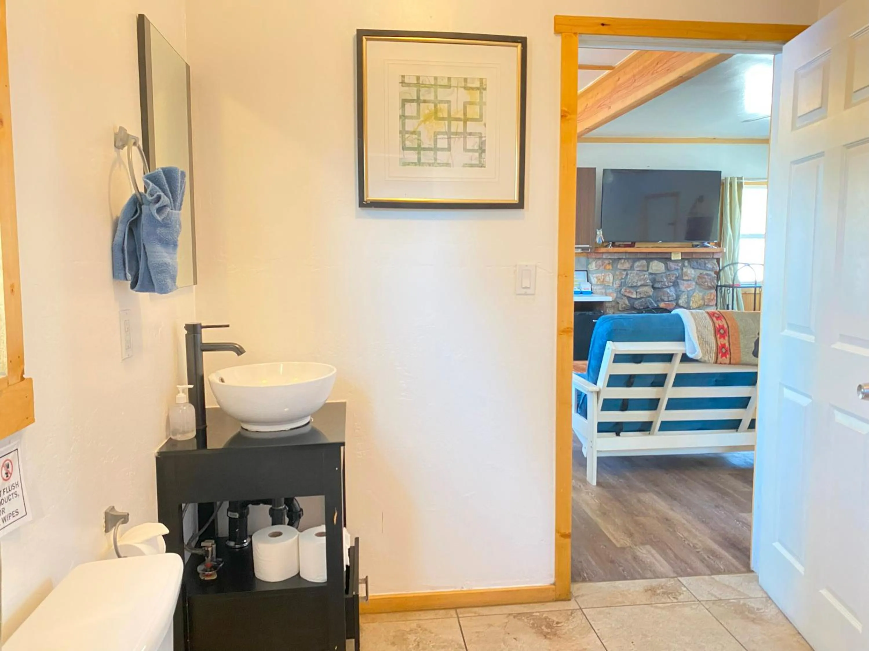 Bathroom in Blue Horizon Lodge