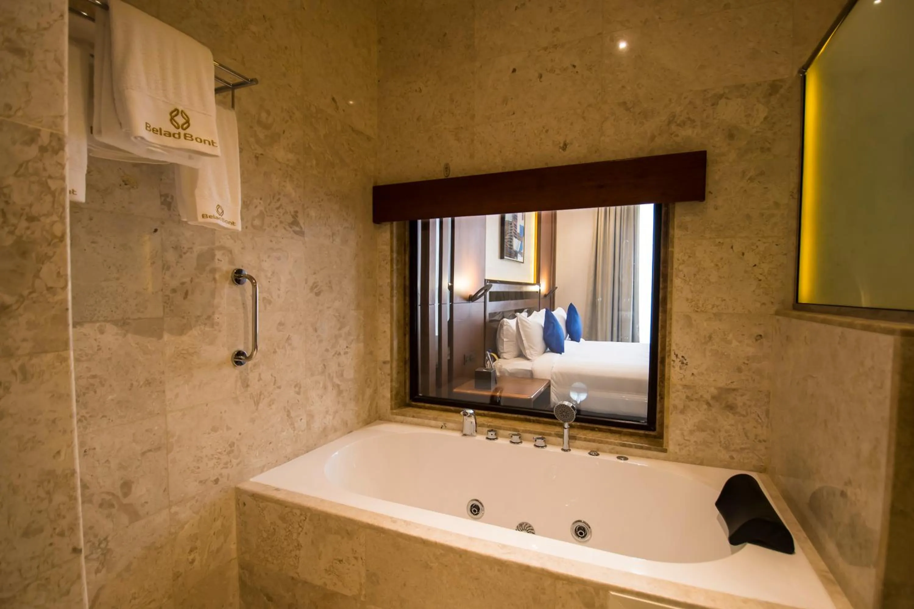 Bathroom in Belad Bont Resort