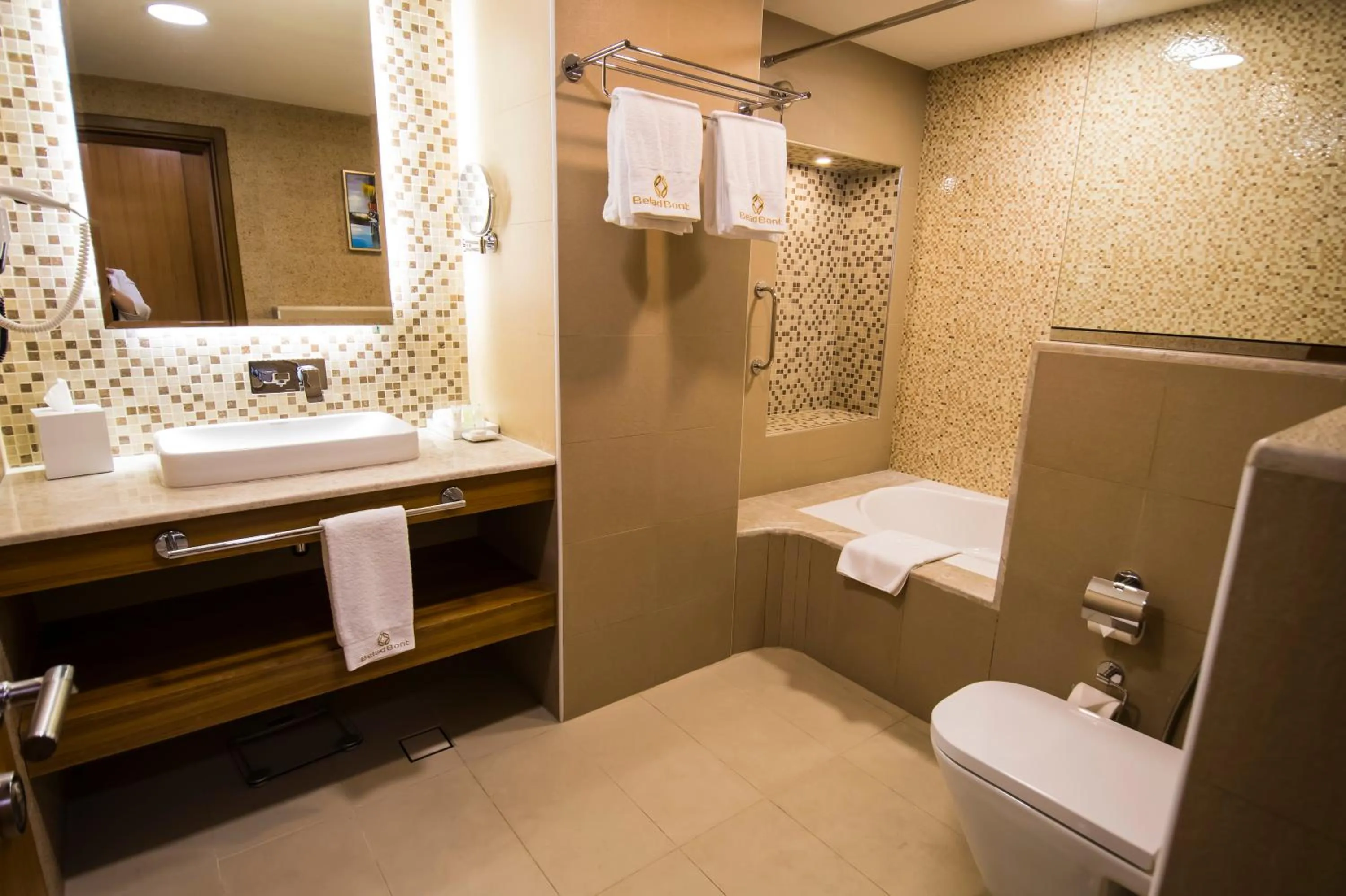 Bathroom in Belad Bont Resort