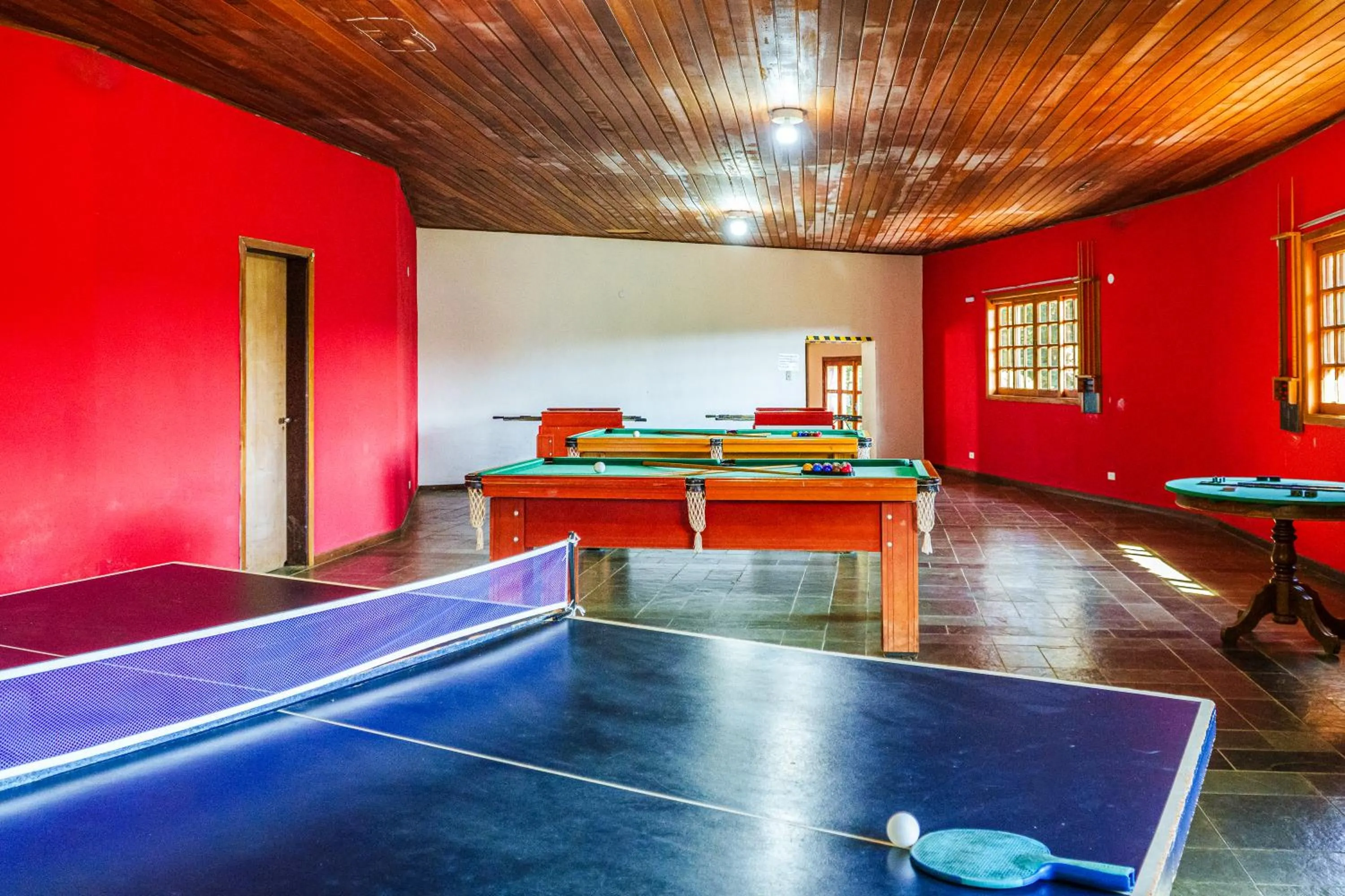 Billiard in VELINN Recanto das Hortencias Hotel