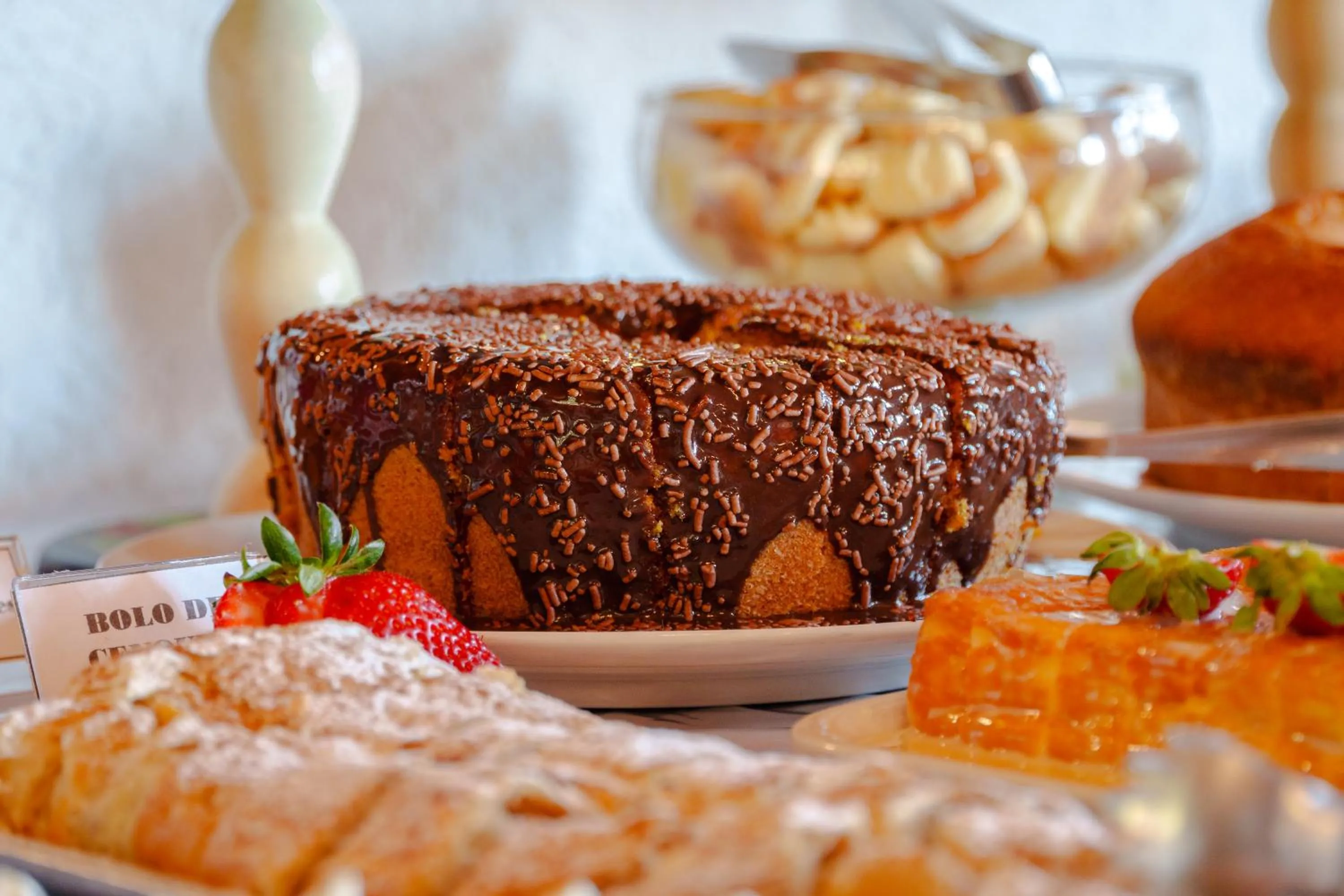 Food and drinks in VELINN Recanto das Hortencias Hotel