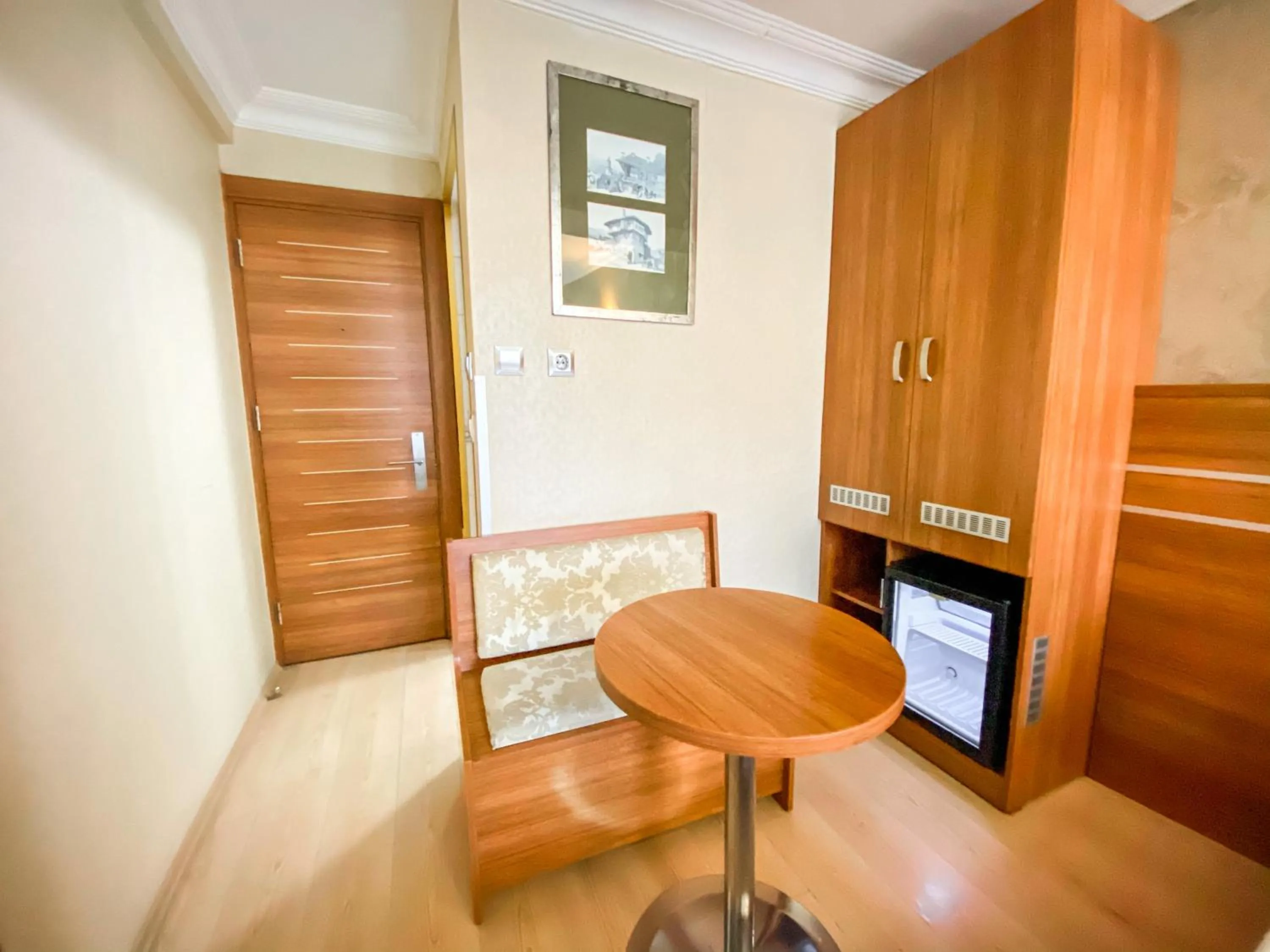 Seating area in Mekke Hotel Istanbul