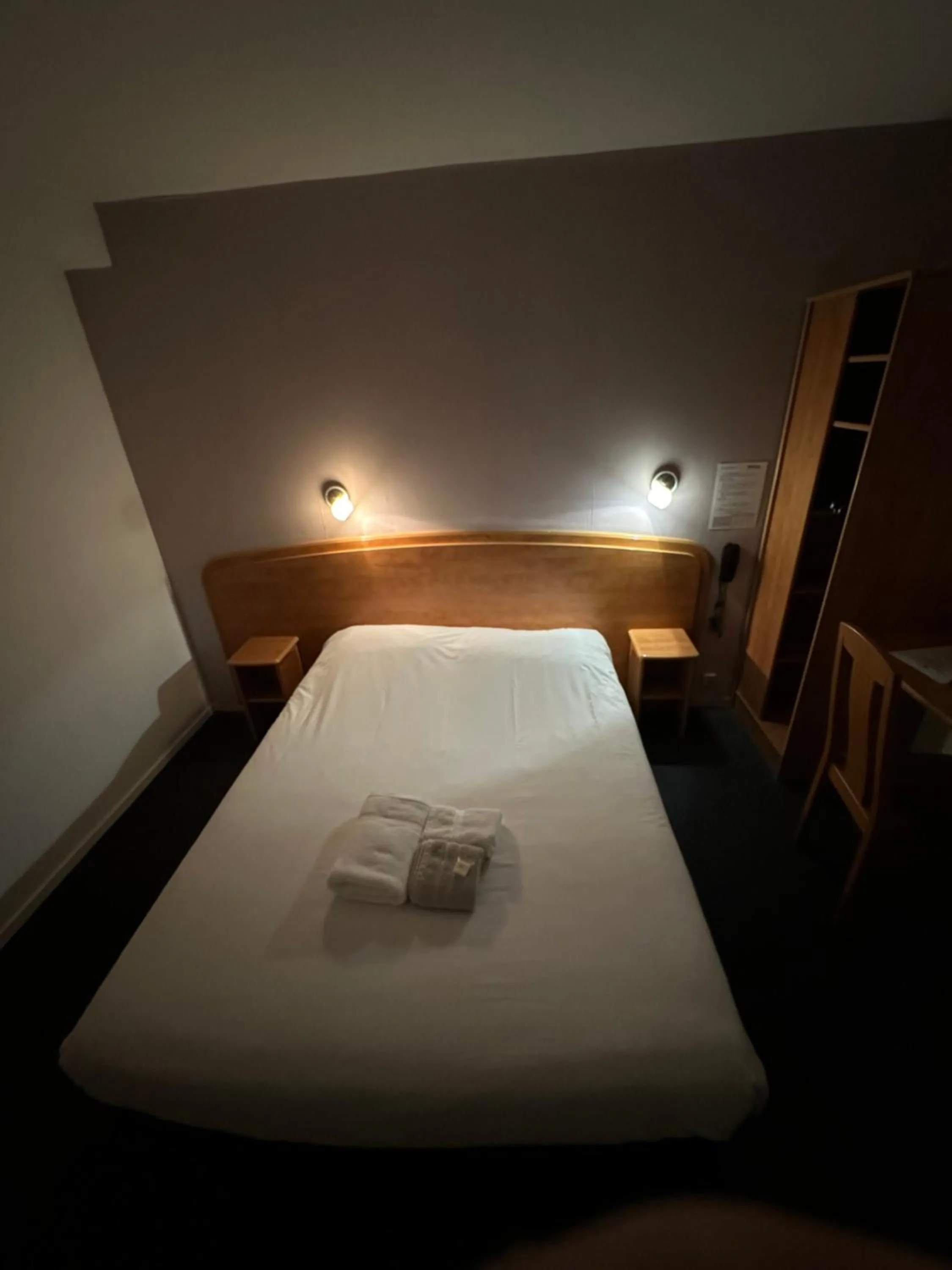 Bedroom, Bed in HAVANA Hôtel