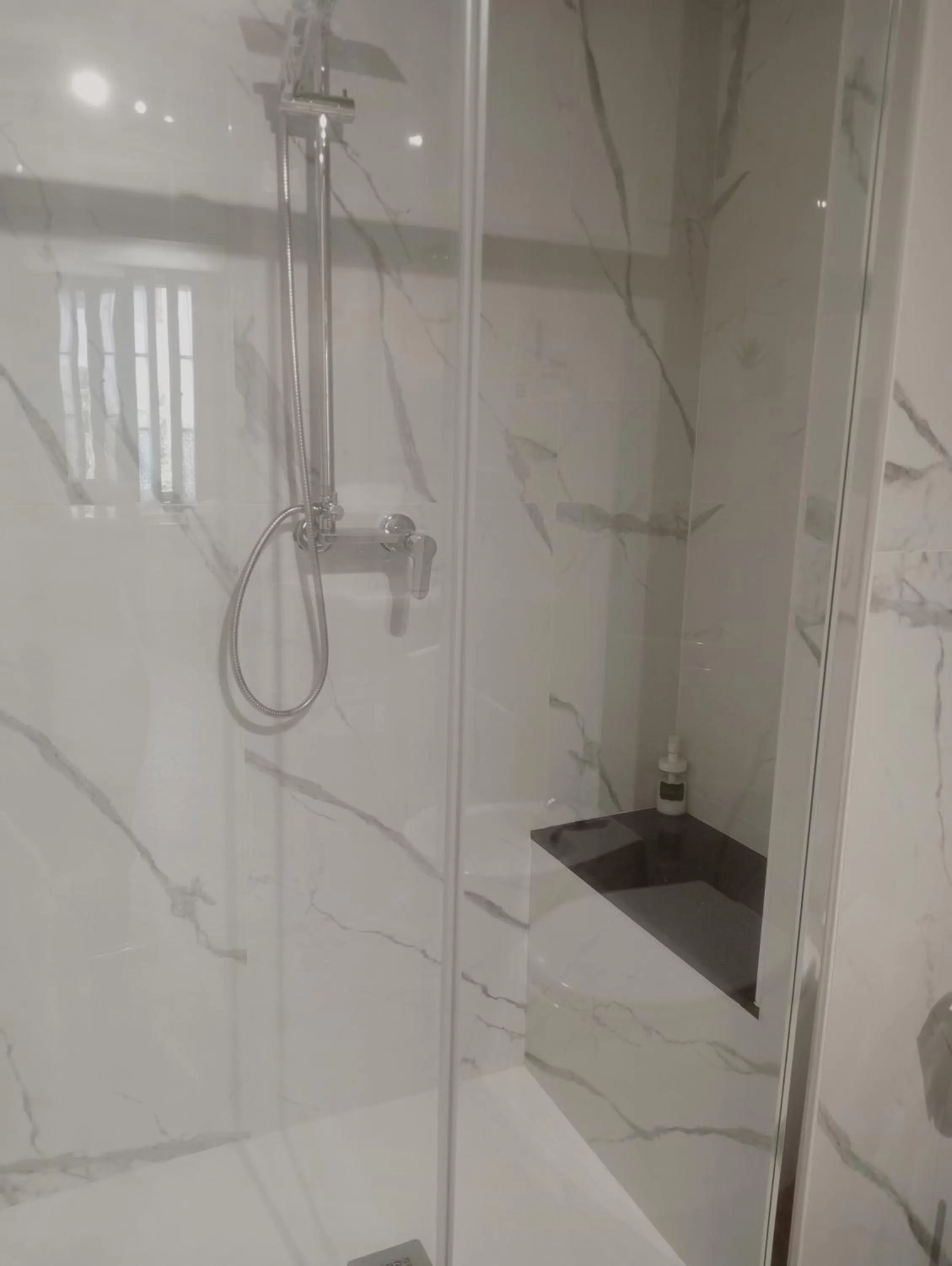 Shower in B&B A Casa Mia