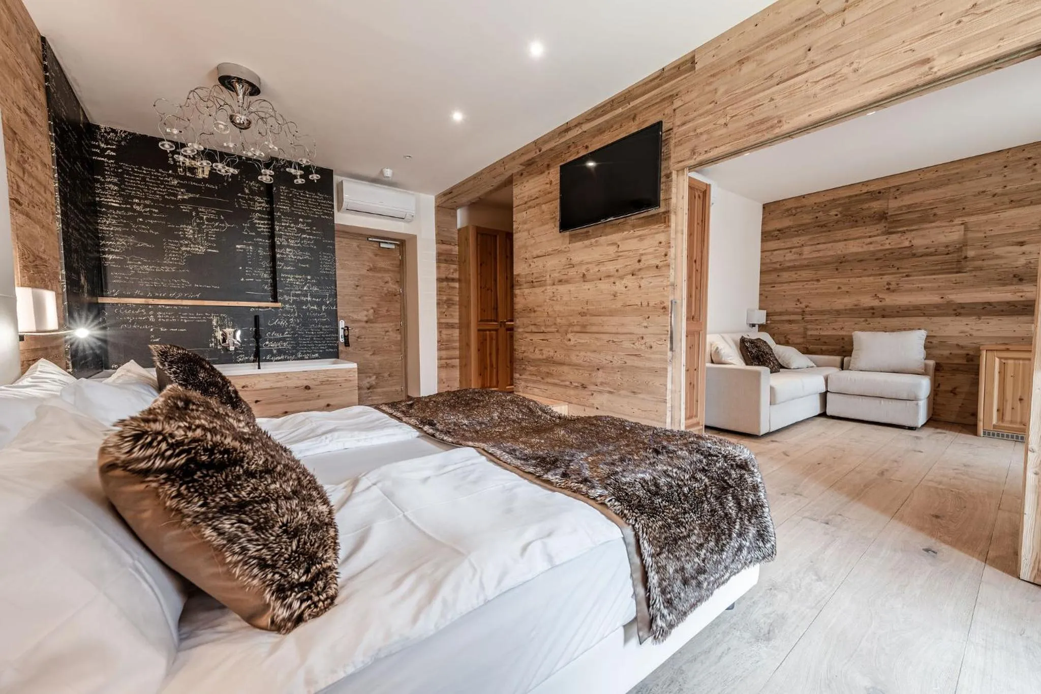 Bedroom, Bed in Boutique Hotel e Chalets Salvadori