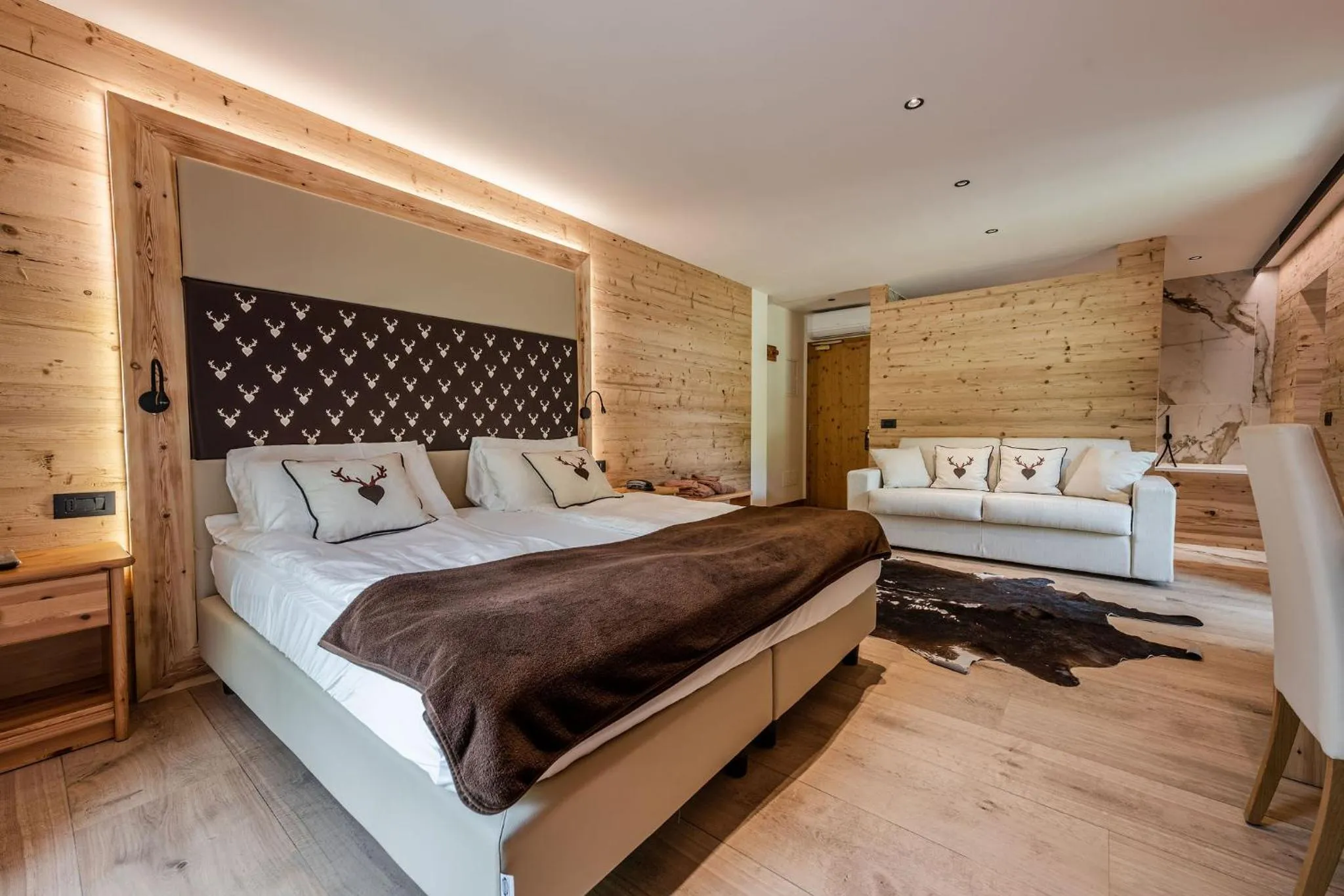 Bedroom, Bed in Boutique Hotel e Chalets Salvadori