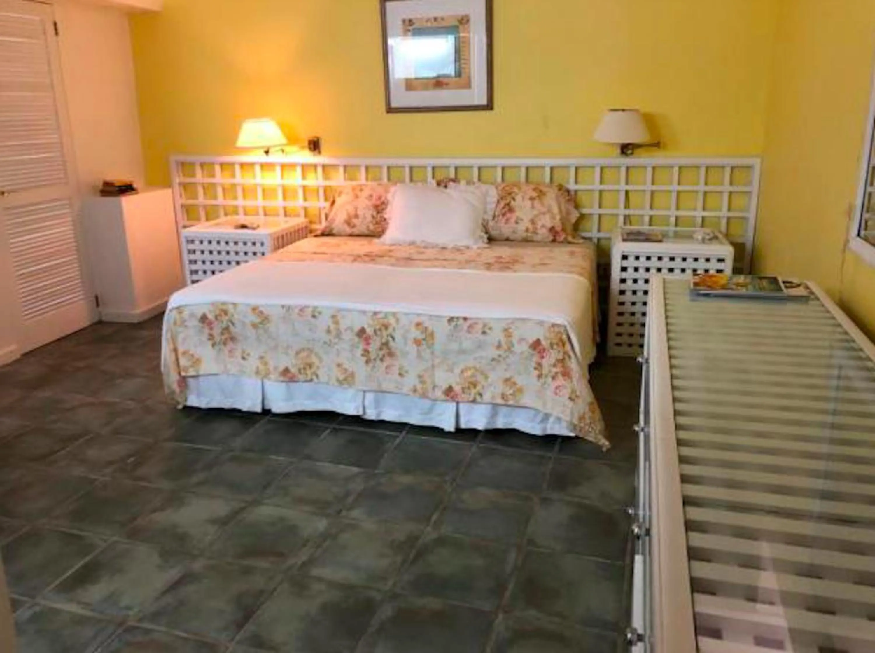 Bed in Bequia Beachfront Villas