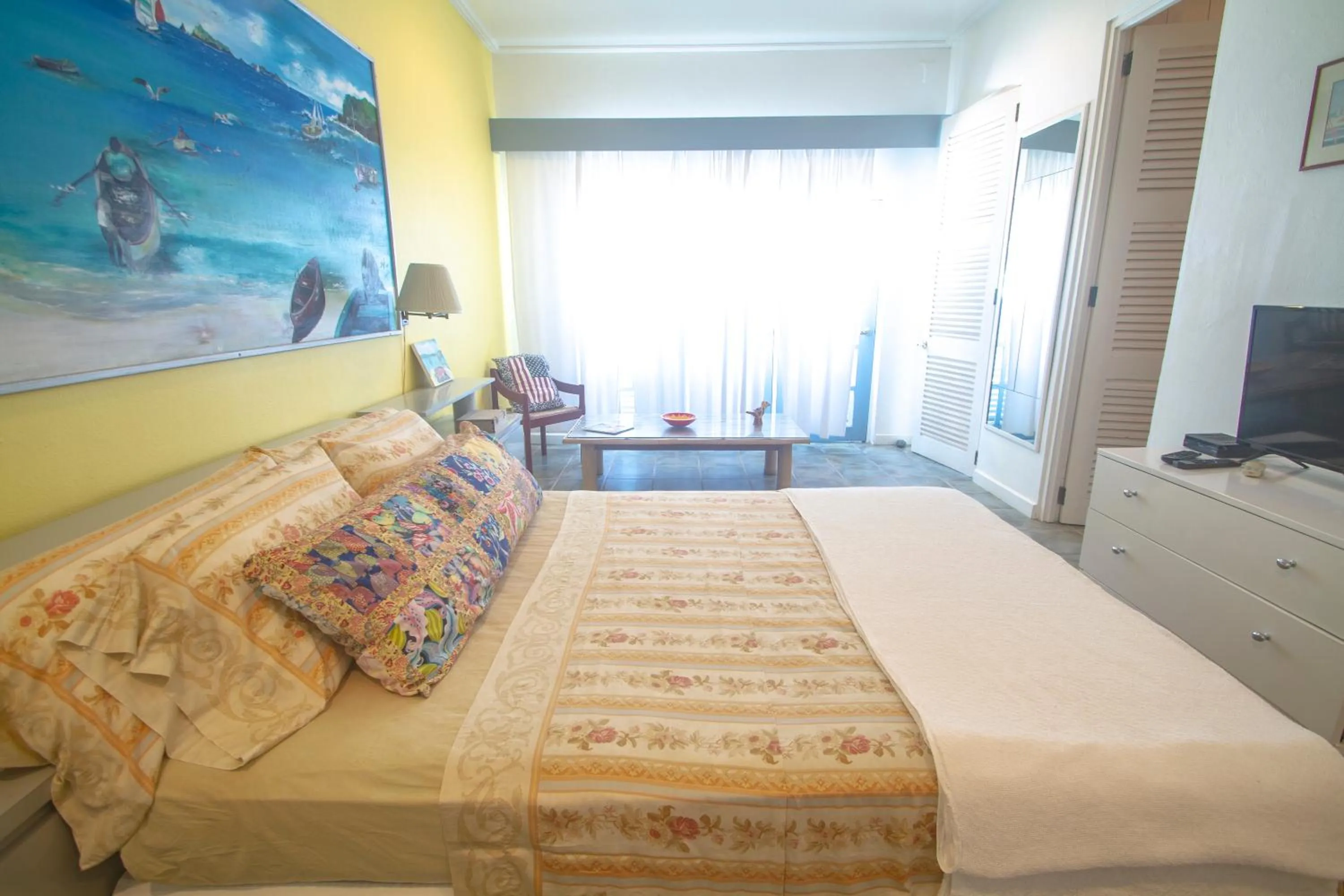 Photo of the whole room, Bed in Bequia Beachfront Villas