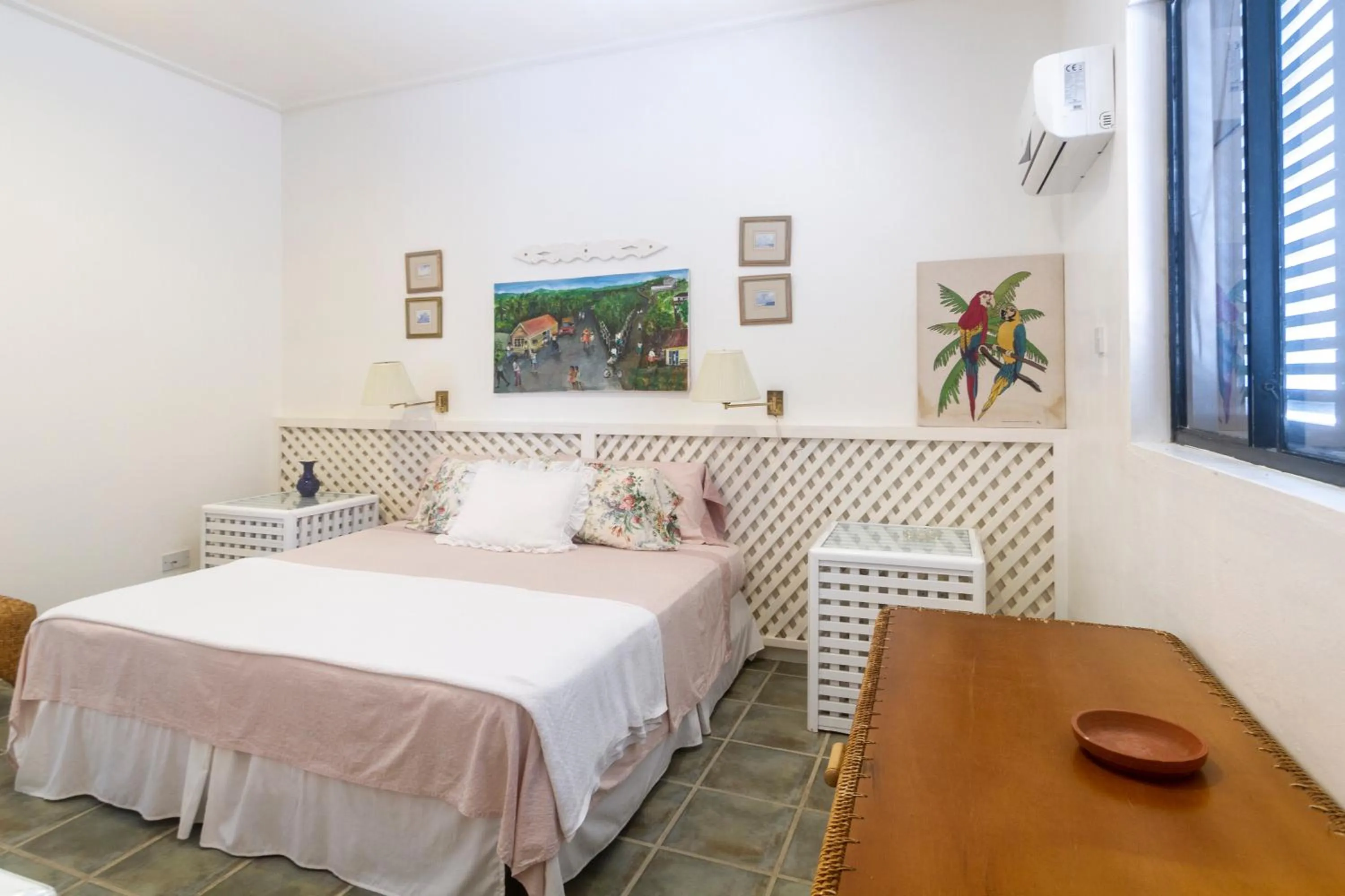 Photo of the whole room, Bed in Bequia Beachfront Villas