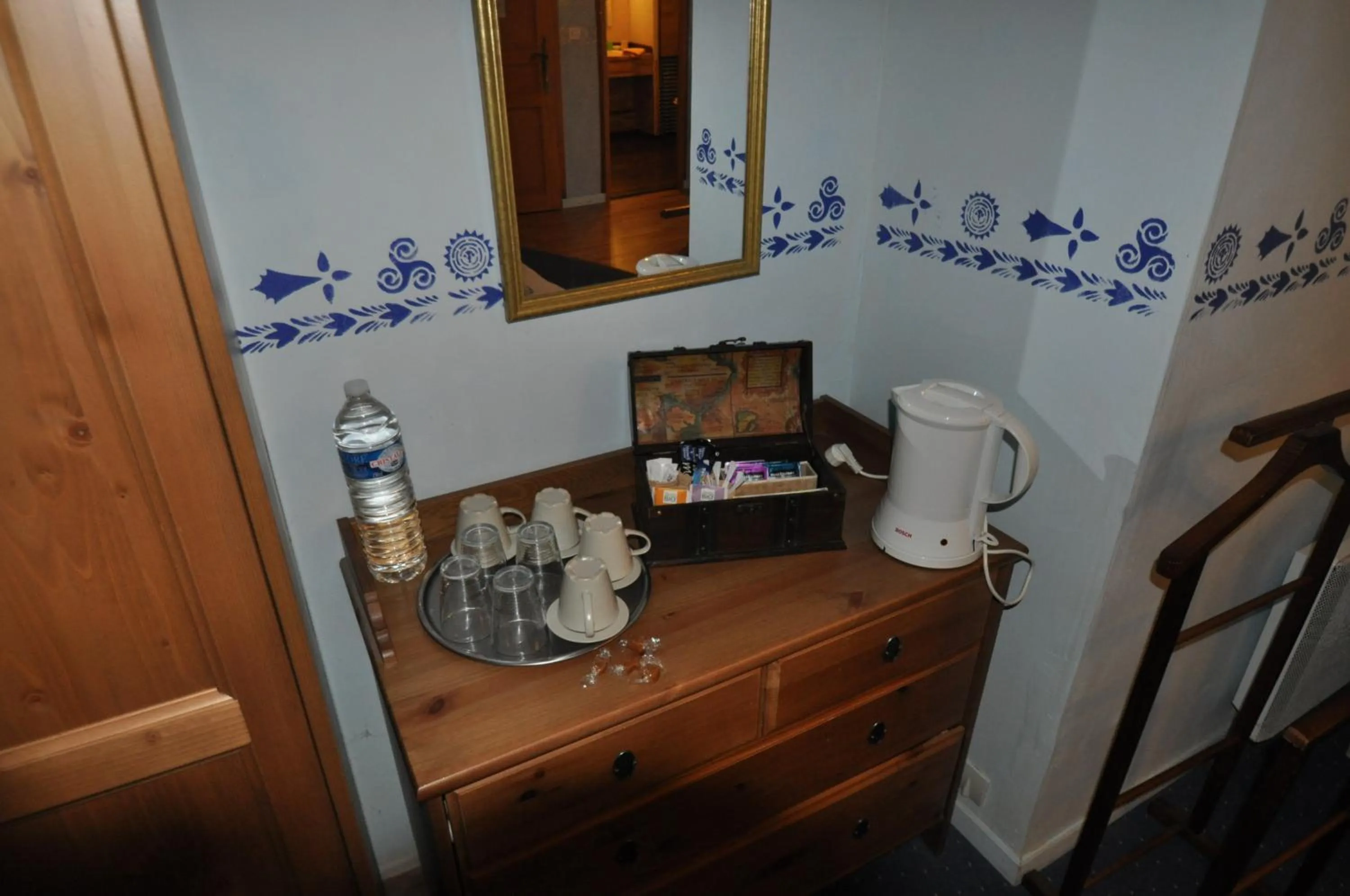 Coffee/tea facilities in Le clos du Tay