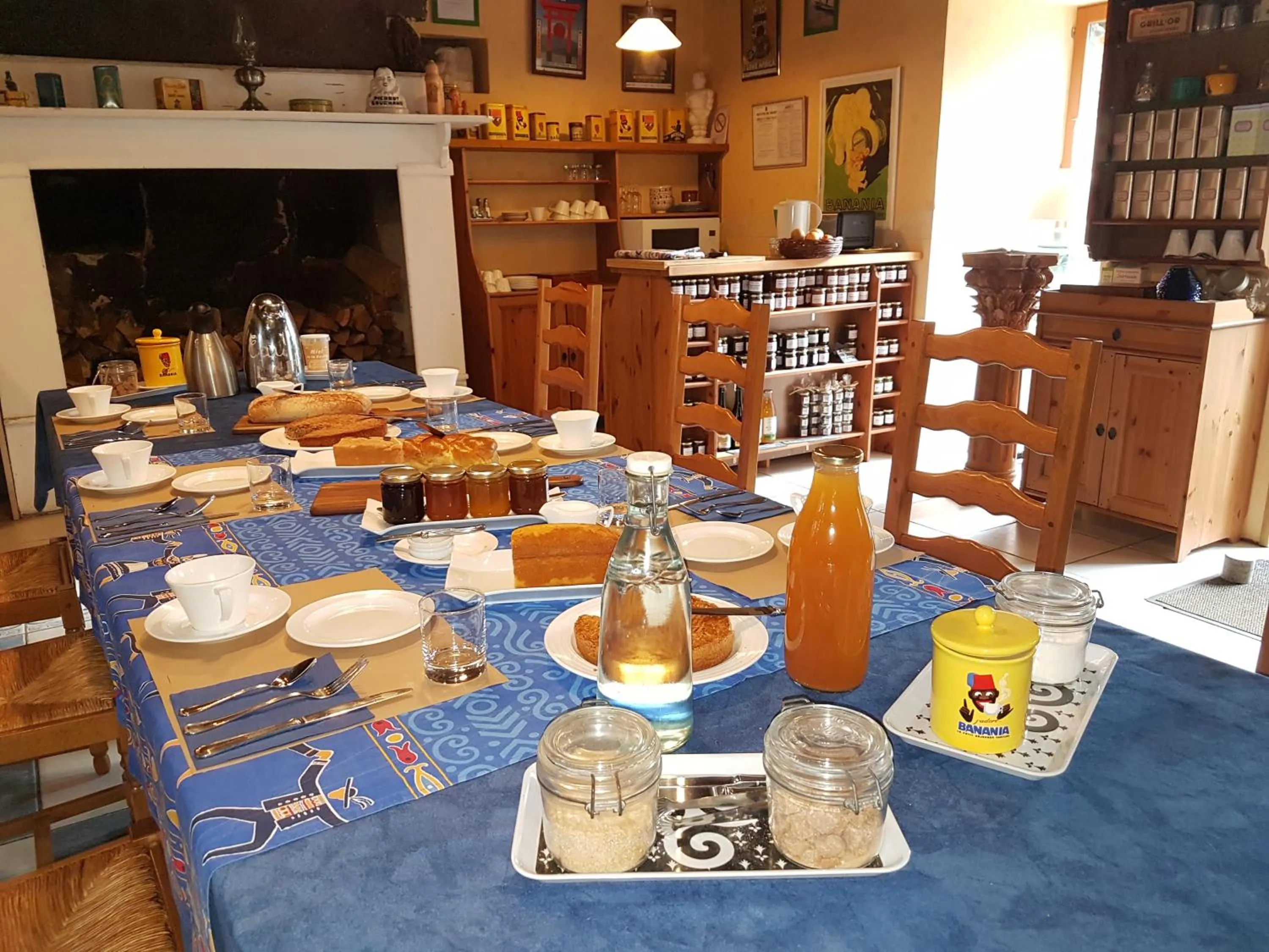 Restaurant/places to eat in Le clos du Tay