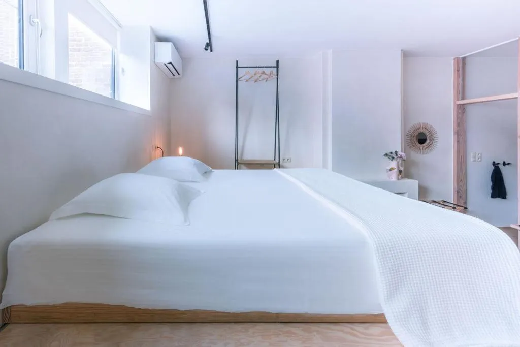 Bed in Violet Suites