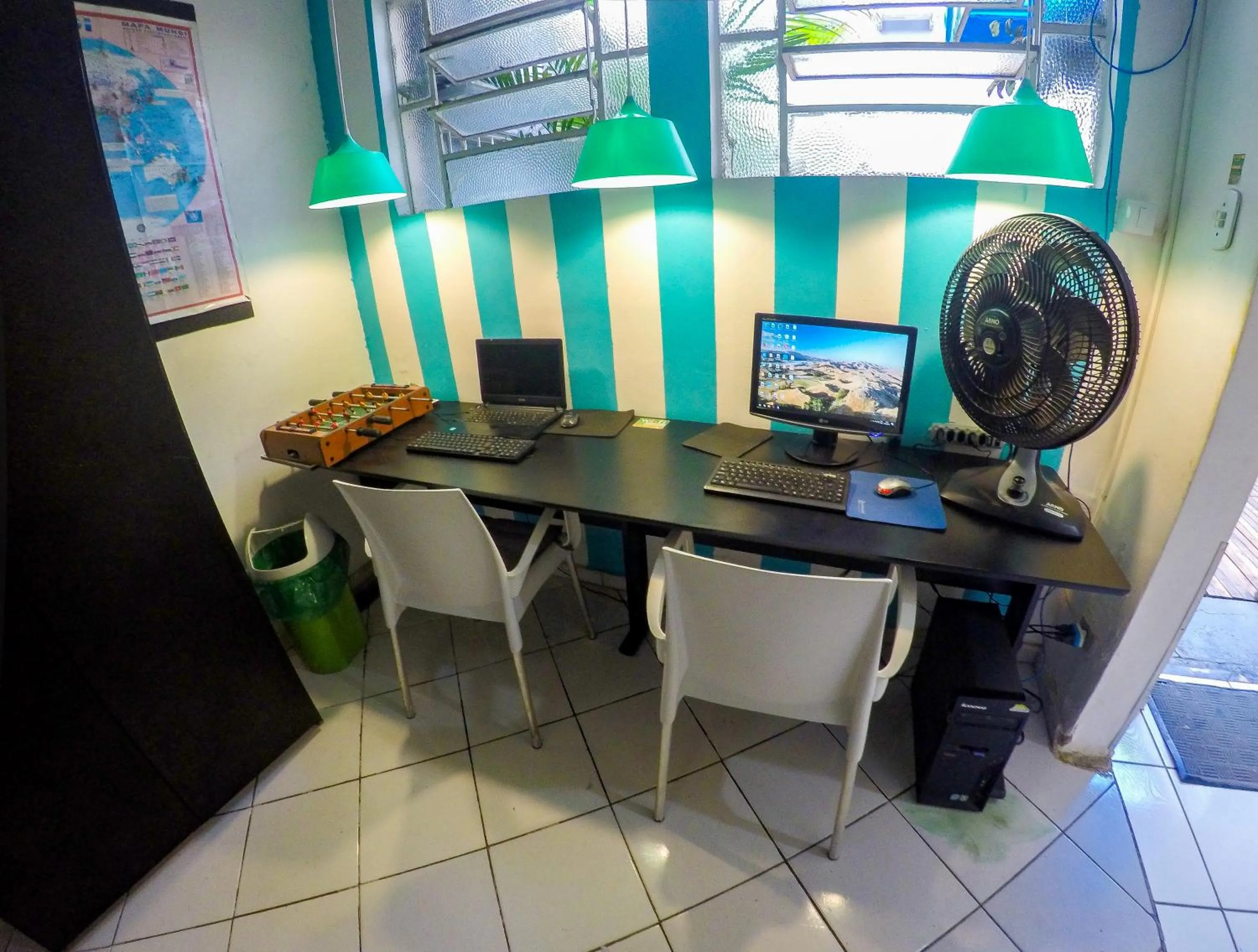 Business facilities in Vila Rock Hostel - próx Allianz Parque, Vila Madalena, Av Paulista, Hospital das Clínicas, PUC