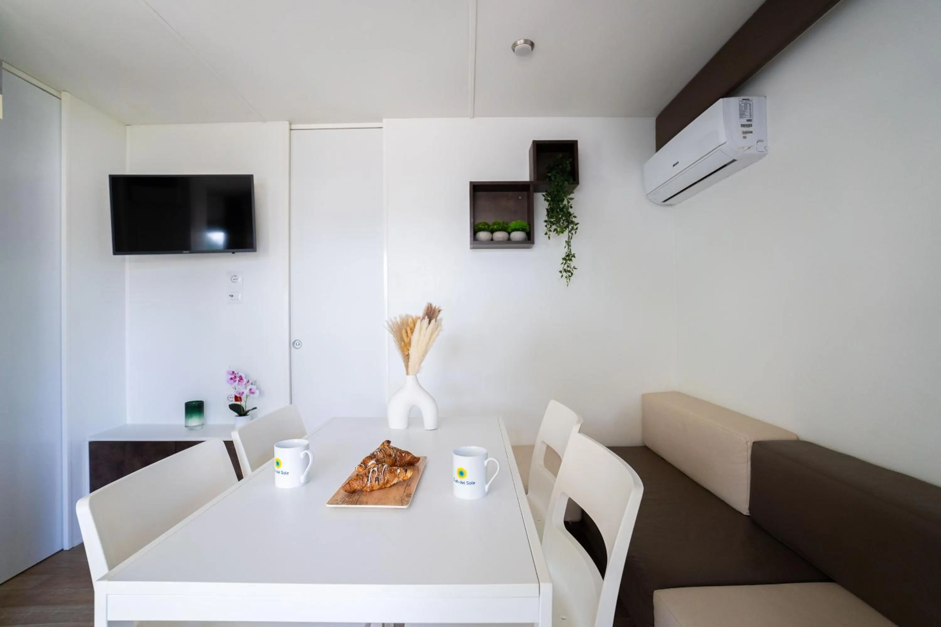 Dining area in Club del Sole Marina Family Resort