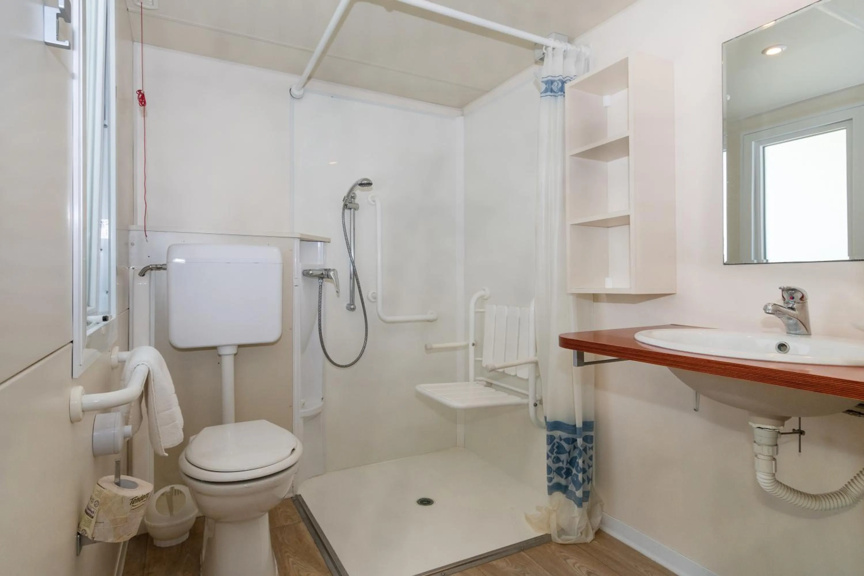 Bathroom in Club del Sole Marina Family Resort