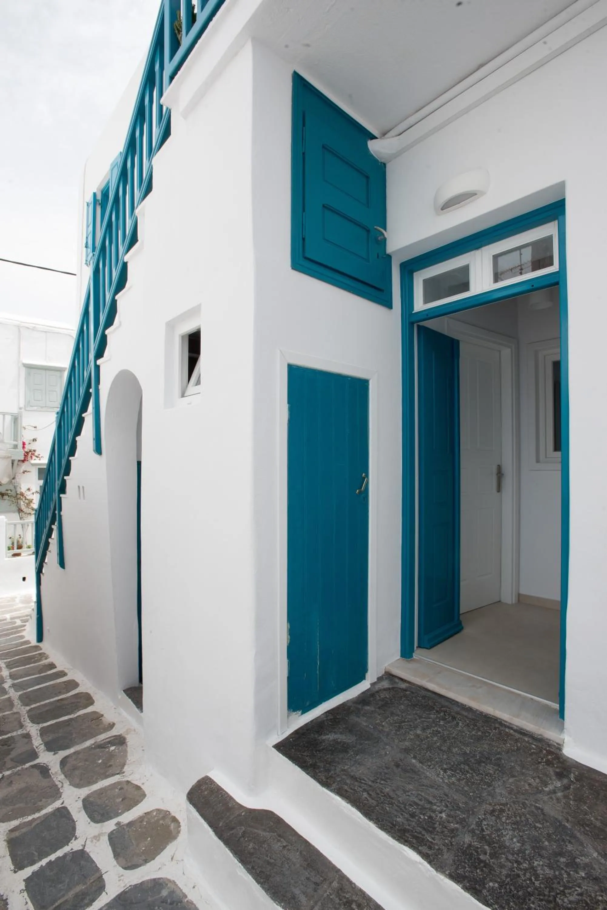 Property building in Florance Apartments & Rooms