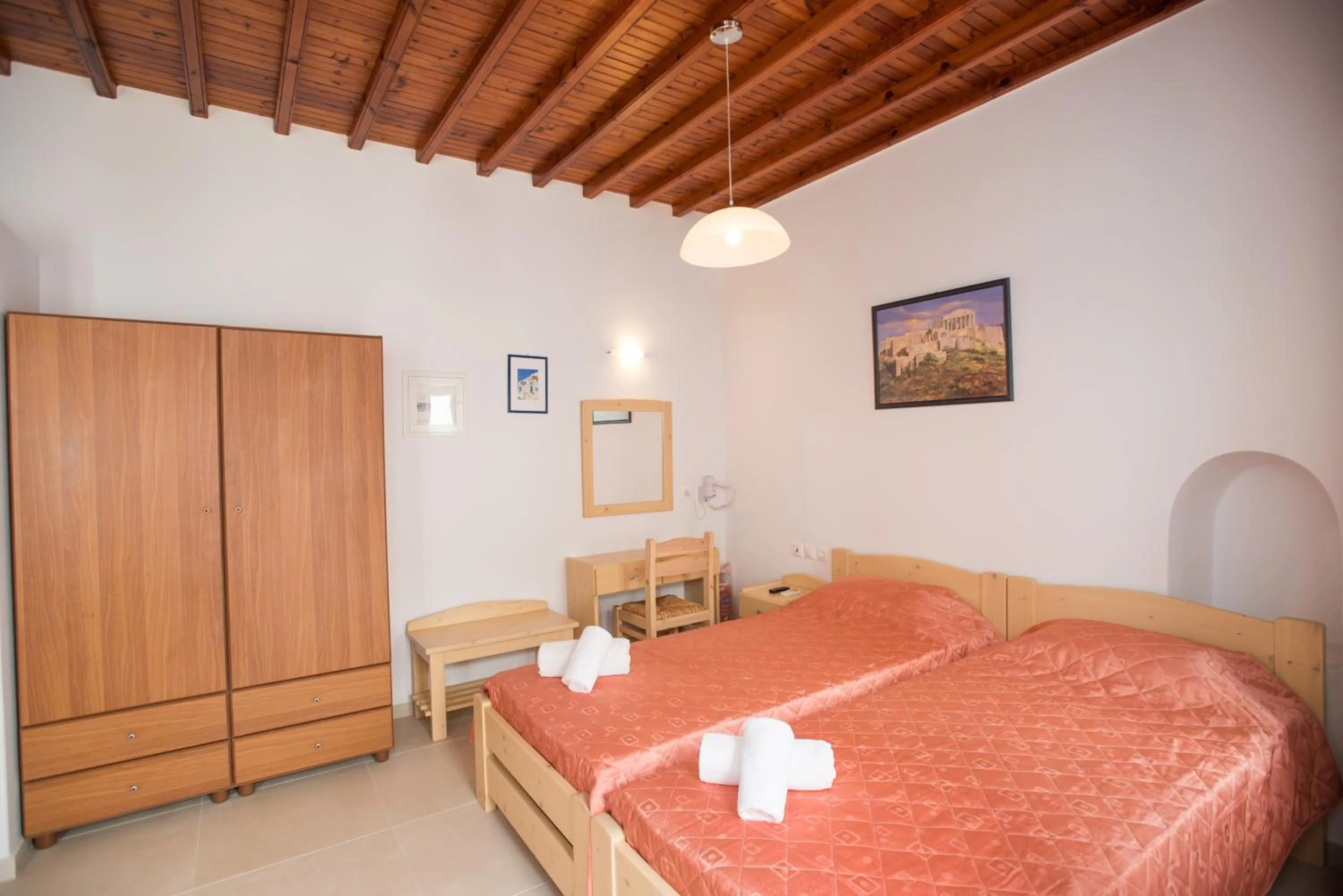 Decorative detail, Bed in Florance Apartments & Rooms