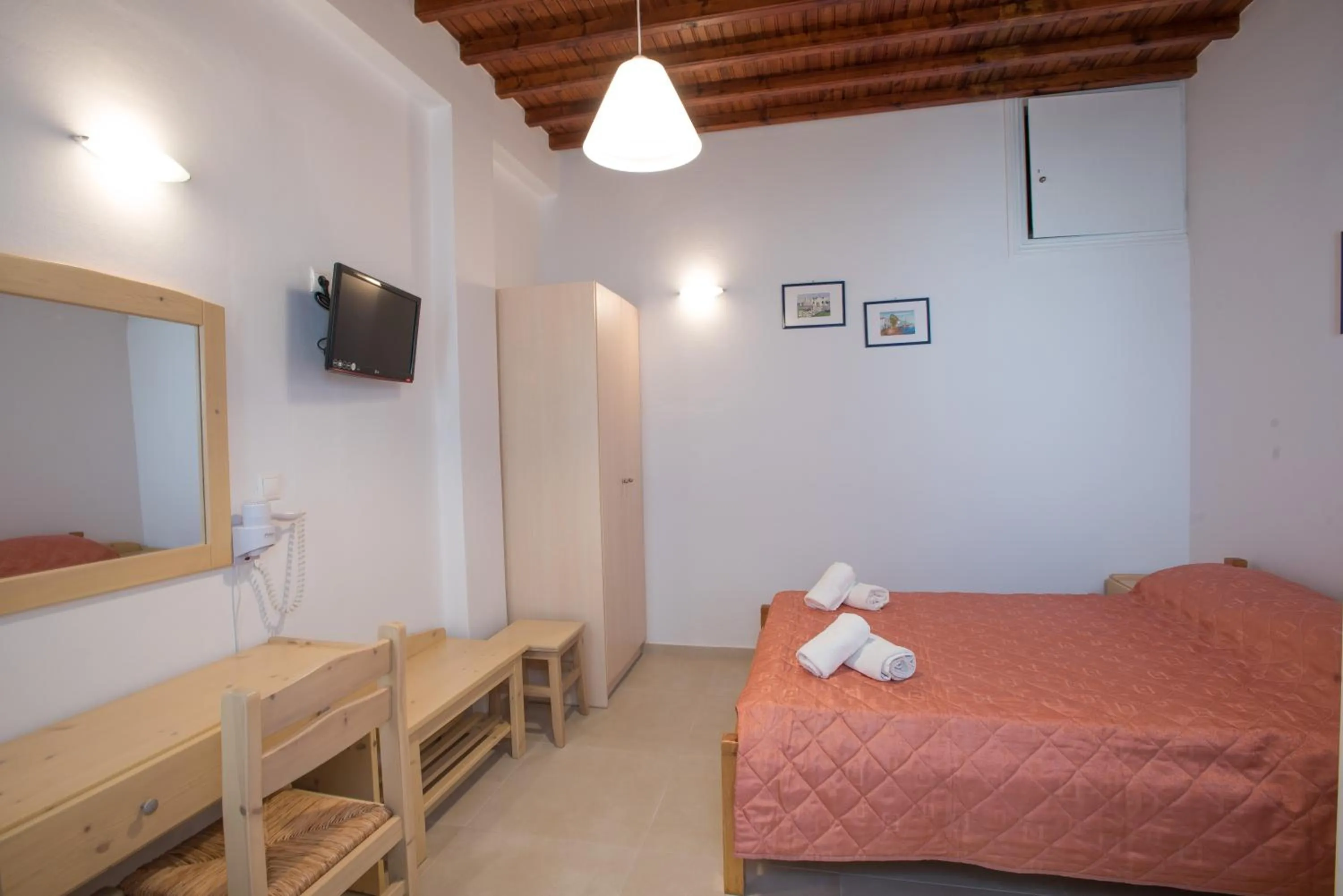 Bedroom, Bed in Florance Apartments & Rooms